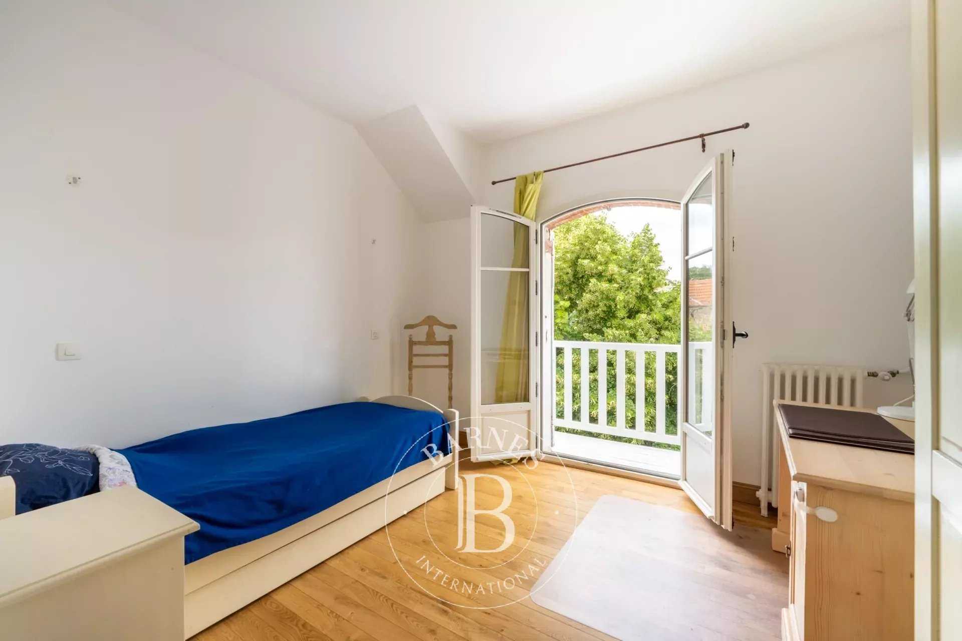 Maisons-Laffitte  - House 5 Bedrooms