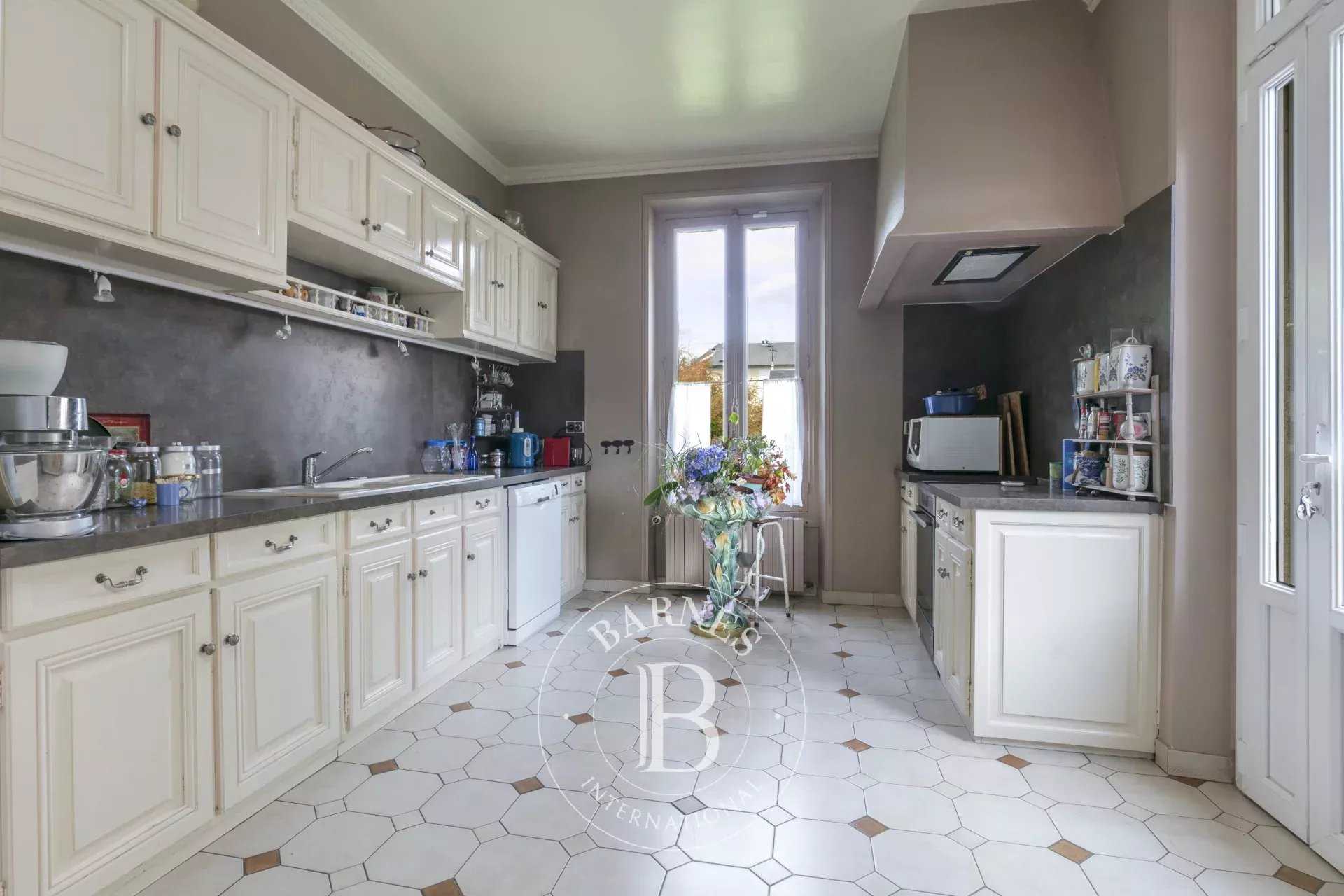 Maisons-Laffitte  - Maison 7 Pi&egrave;ces 4 Chambres