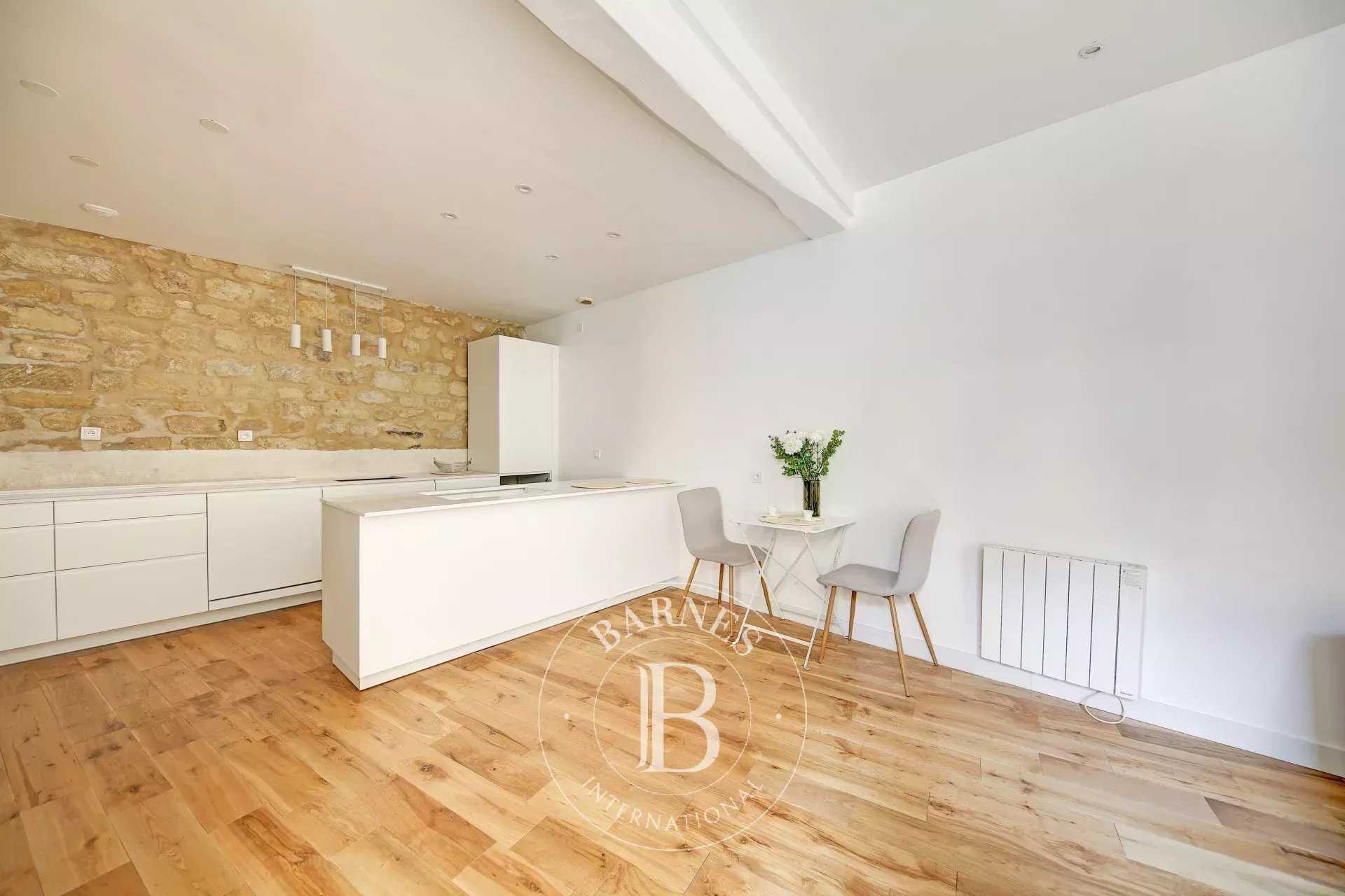 Saint-Germain-en-Laye  - Appartement 4 Pièces 2 Chambres