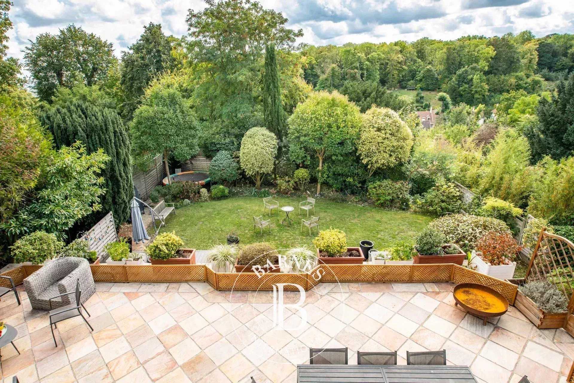 Saint-Germain-en-Laye  - House 7 Bedrooms