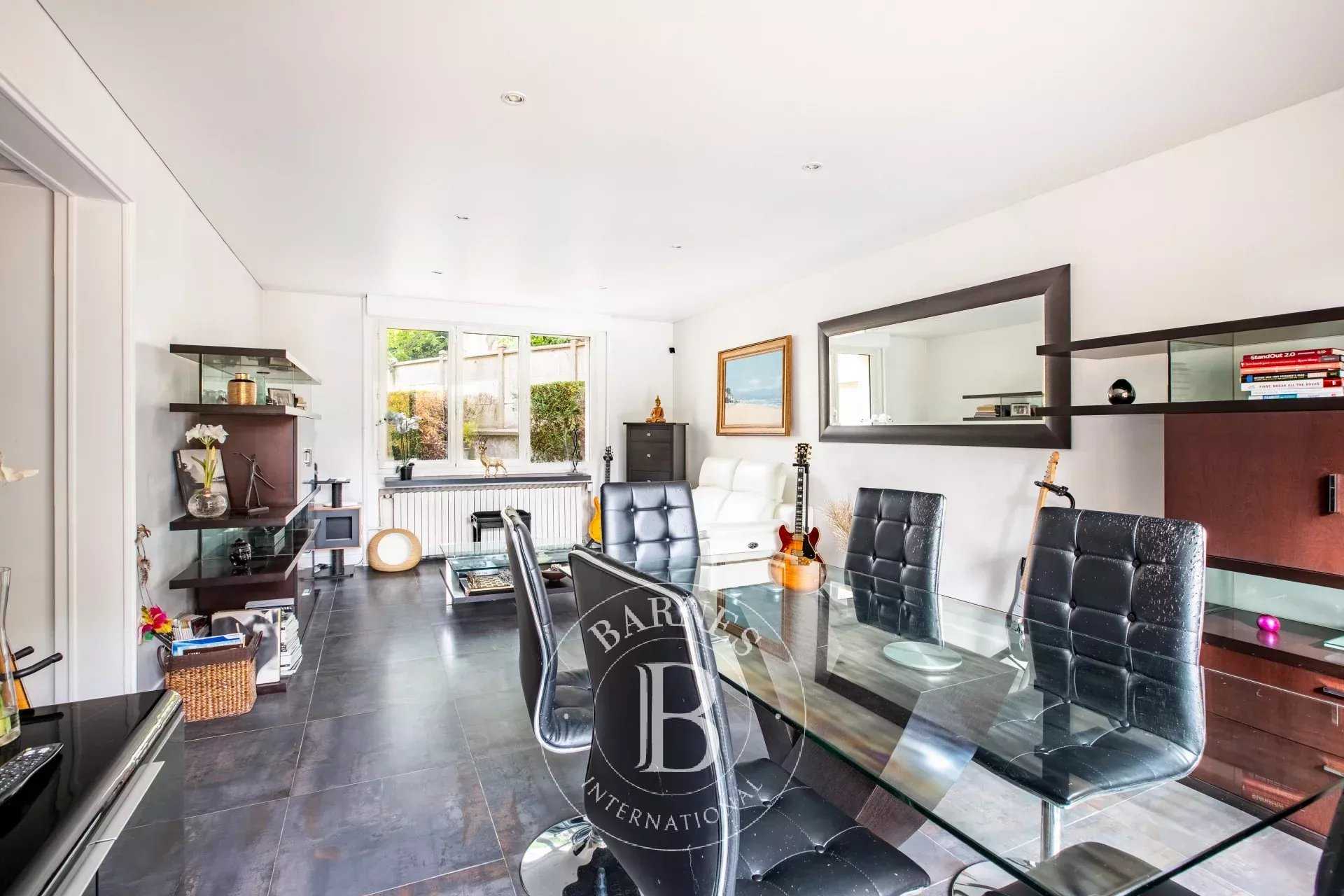 Saint-Germain-en-Laye  - Piso 3 Cuartos 2 Habitaciones