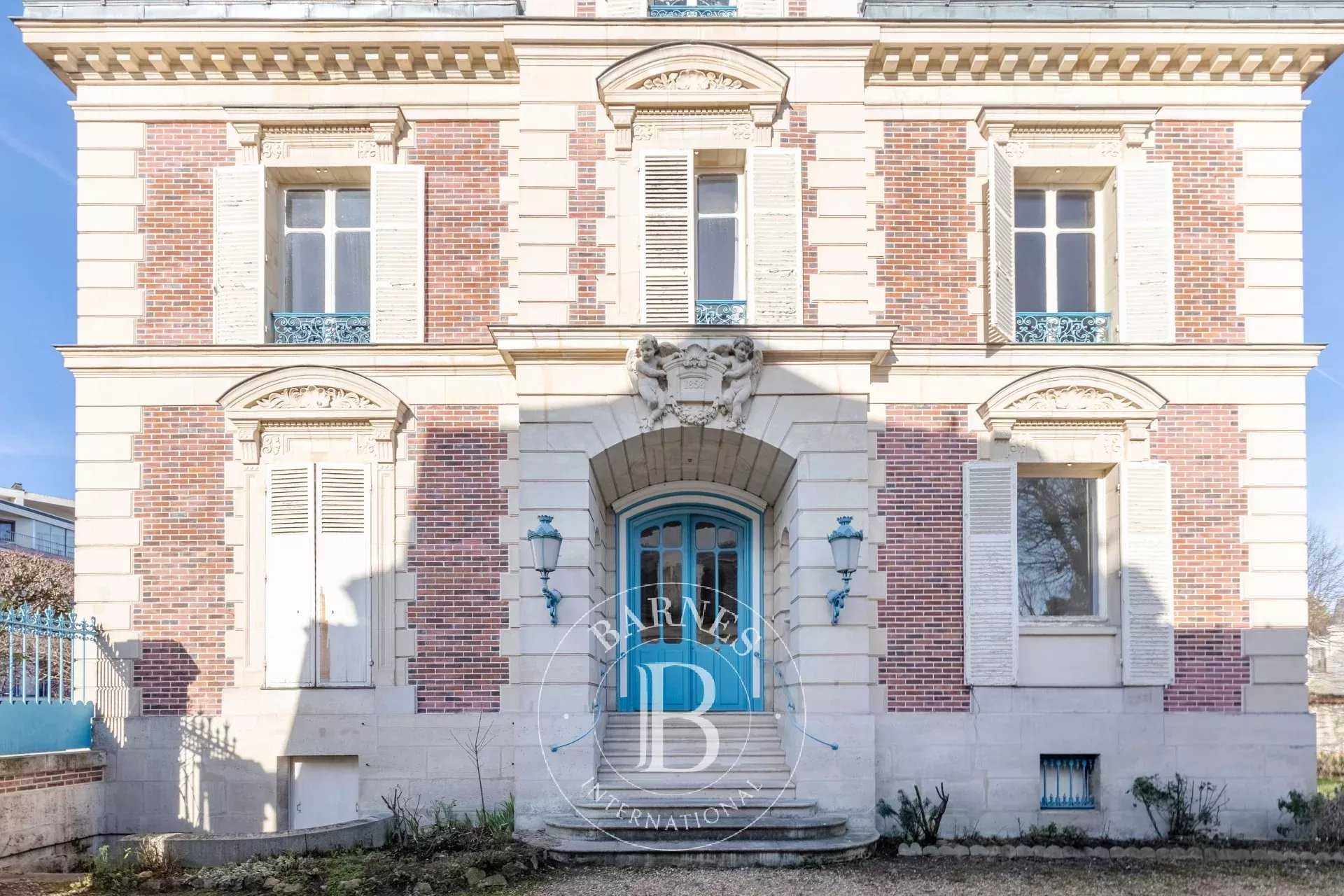 Saint-Germain-en-Laye  - Apartment 3 Bedrooms