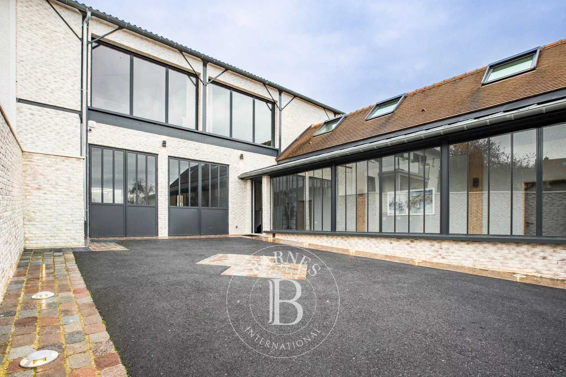 Aigremont  - Maison 7 Pi&egrave;ces 5 Chambres