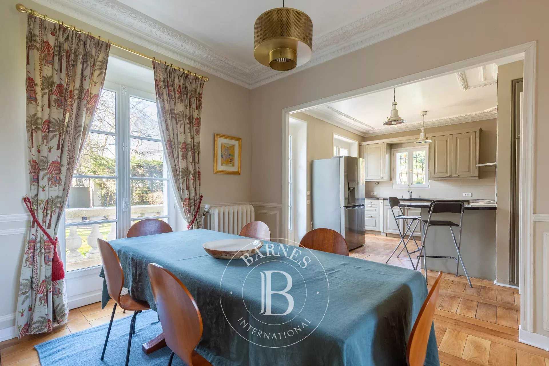Maisons-Laffitte  - Maison 8 Pièces 5 Chambres