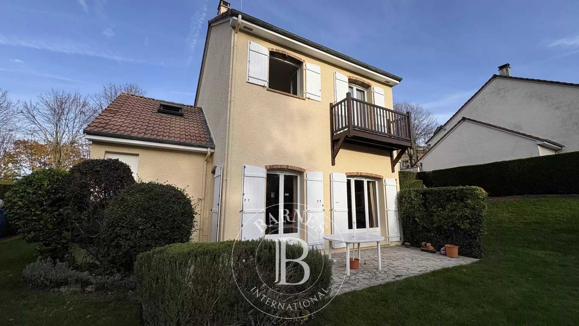 Saint-Germain-en-Laye  - Casa 