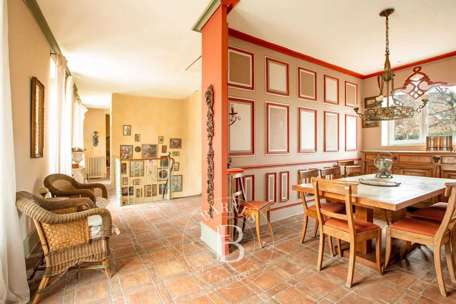 Chambourcy  - Maison 7 Pi&egrave;ces 3 Chambres