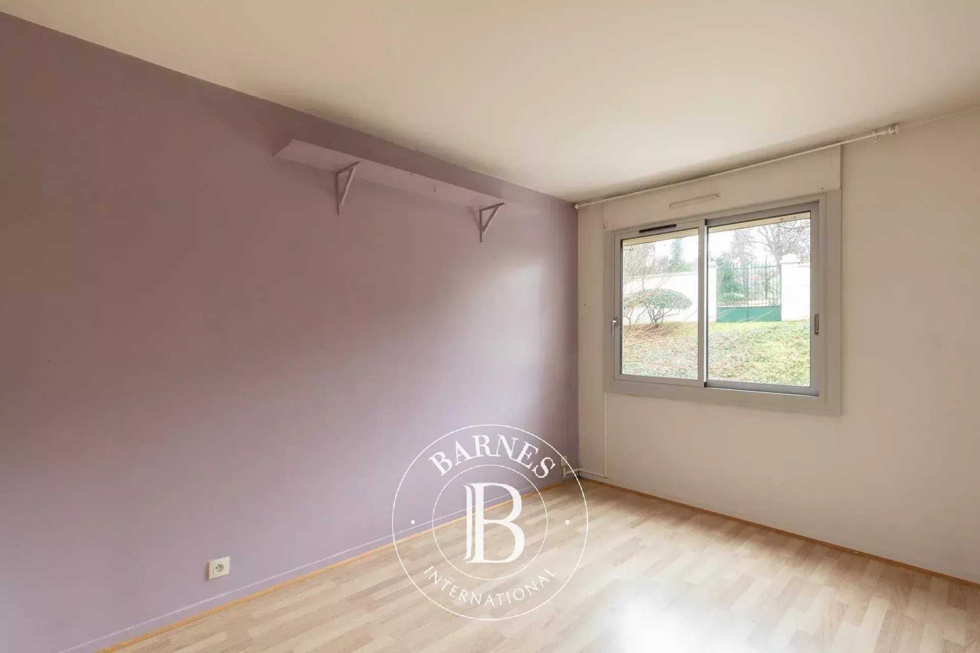 Saint-Germain-en-Laye  - Piso 4 Cuartos 2 Habitaciones