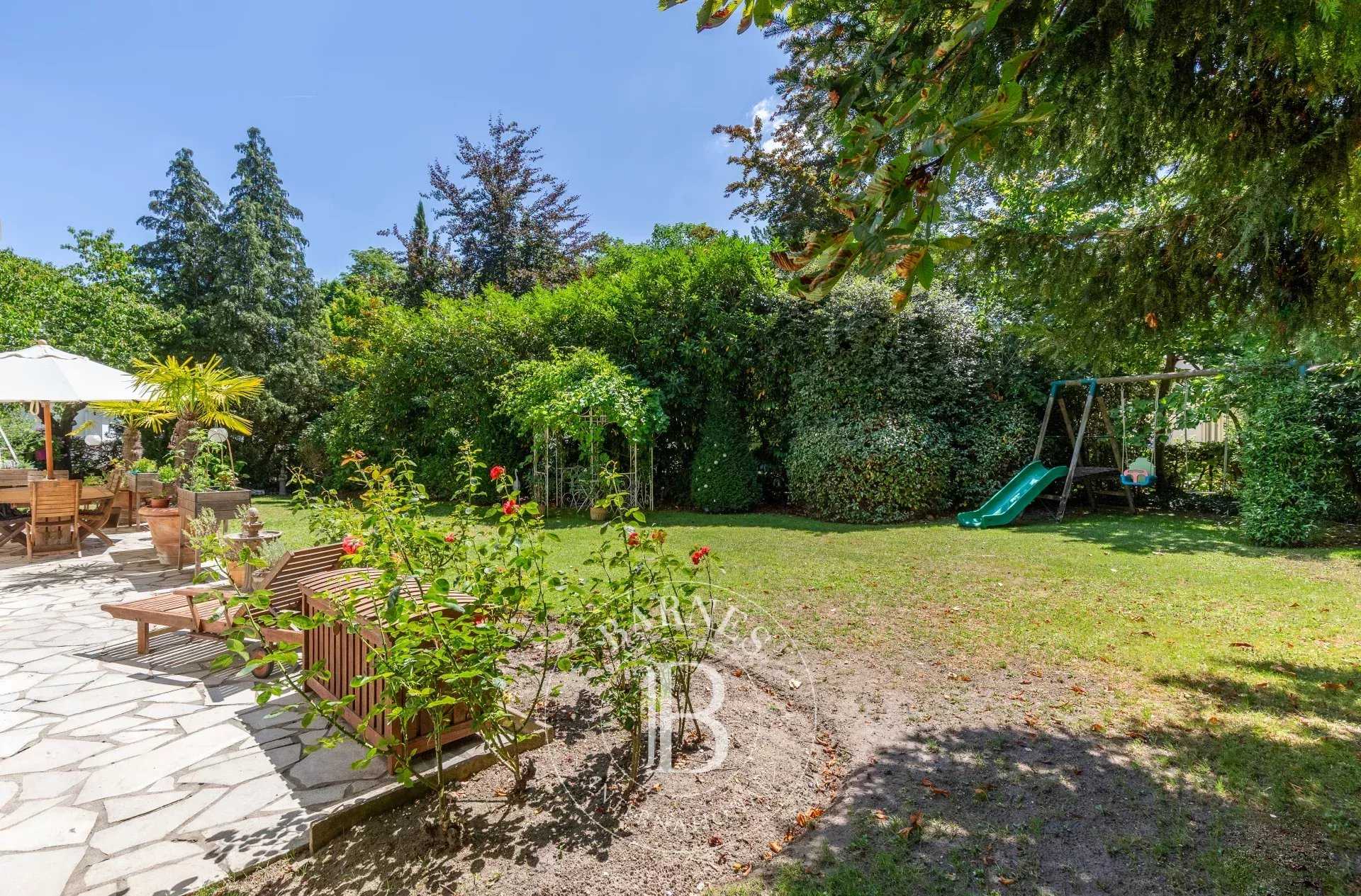 Maisons-Laffitte  - House 5 Bedrooms