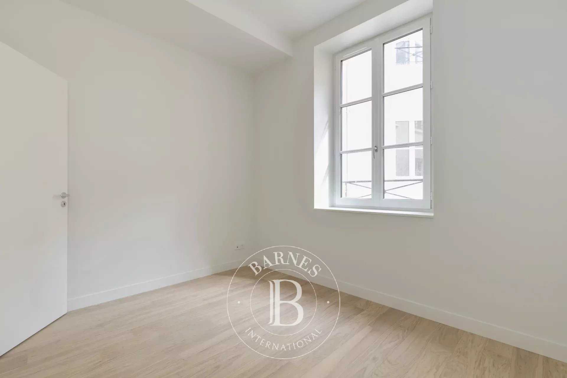 Saint-Germain-en-Laye  - Appartement 3 Pièces 2 Chambres