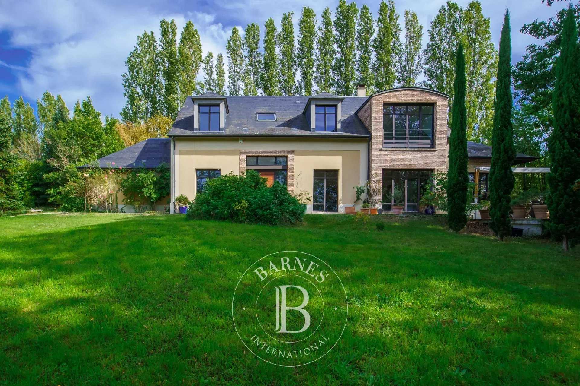 Chambourcy  - House 5 Bedrooms
