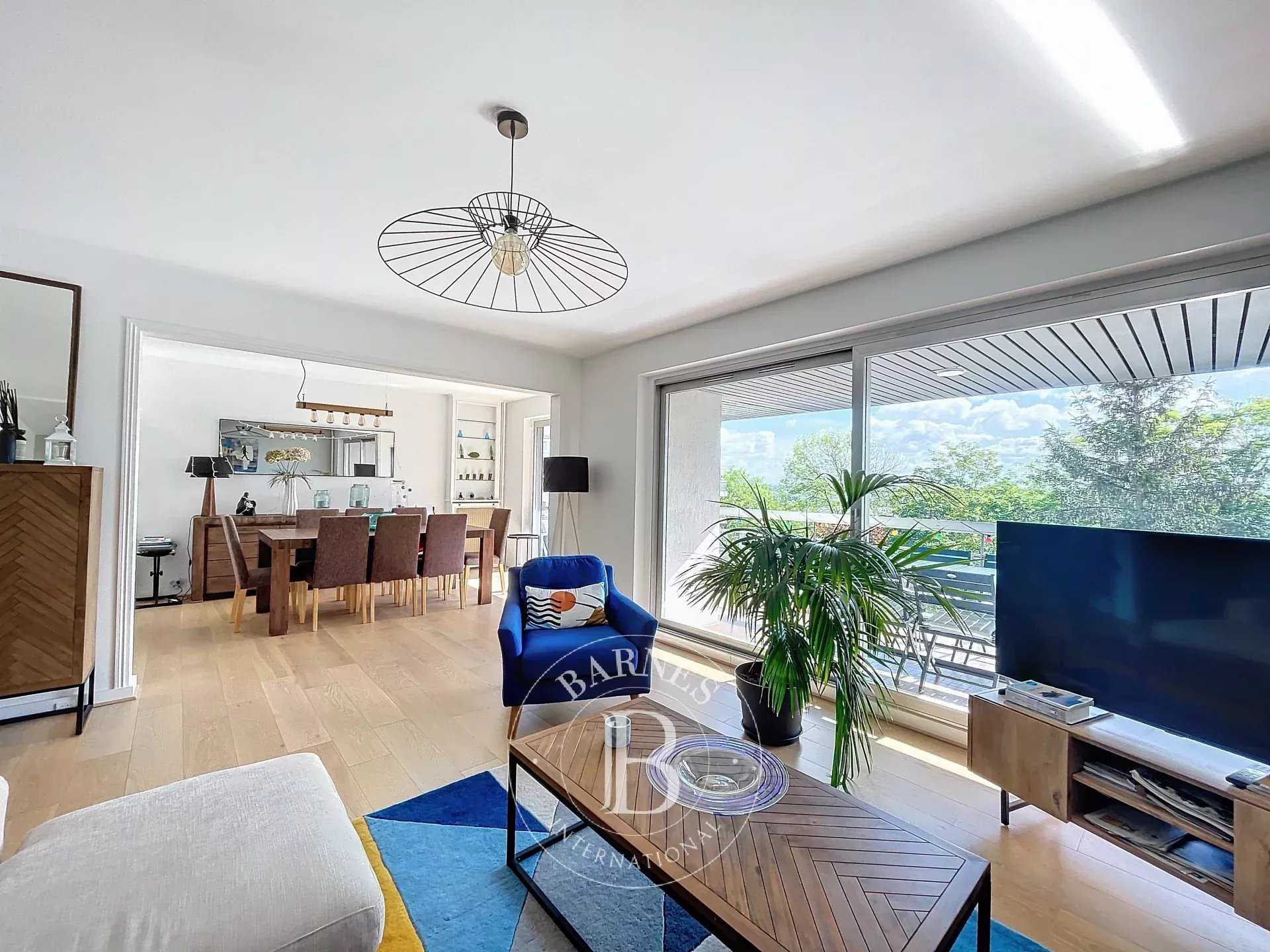 Le Pecq  - Appartement 5 Pi&egrave;ces 3 Chambres