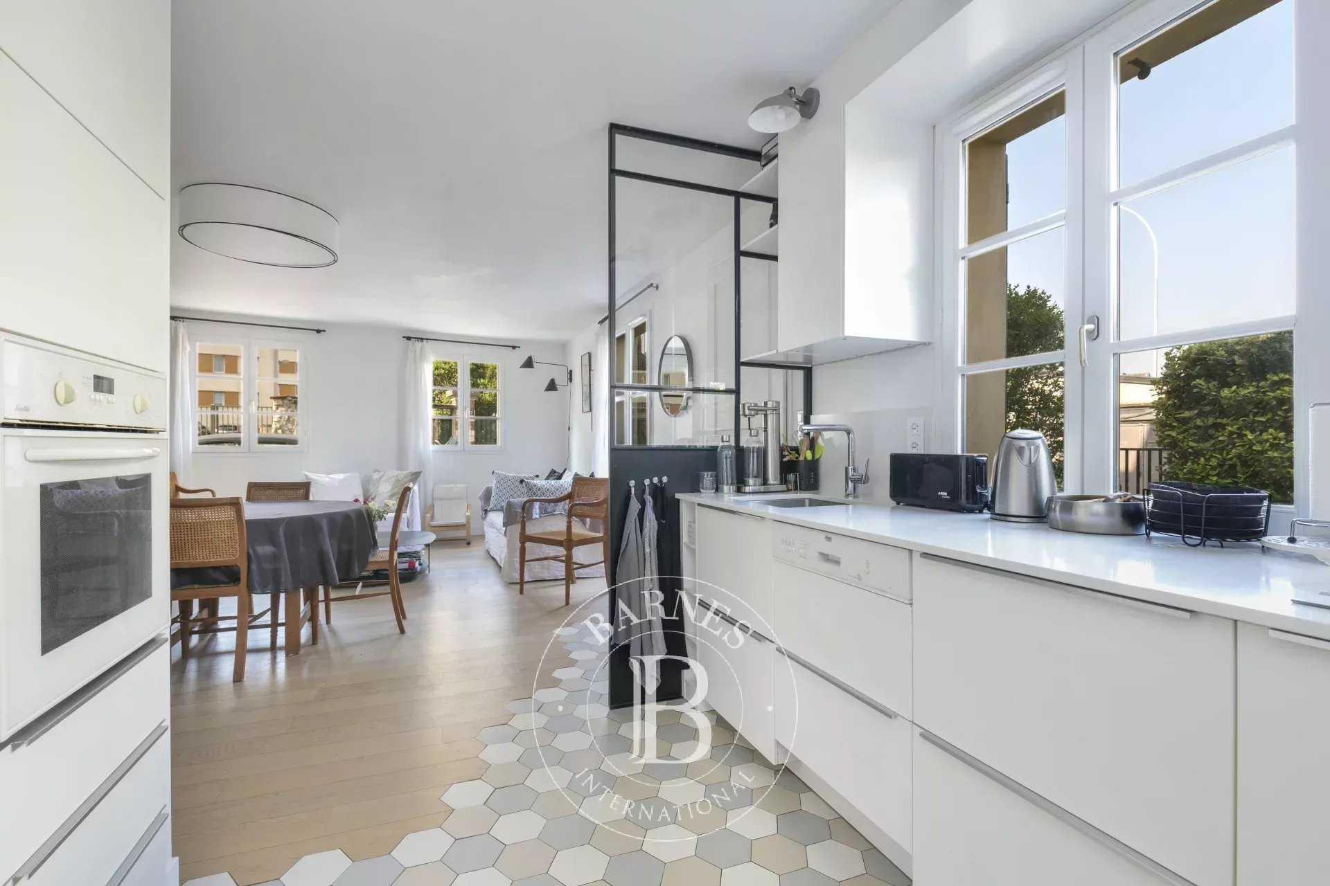 Saint-Germain-en-Laye  - Maison 5 Pi&egrave;ces 3 Chambres