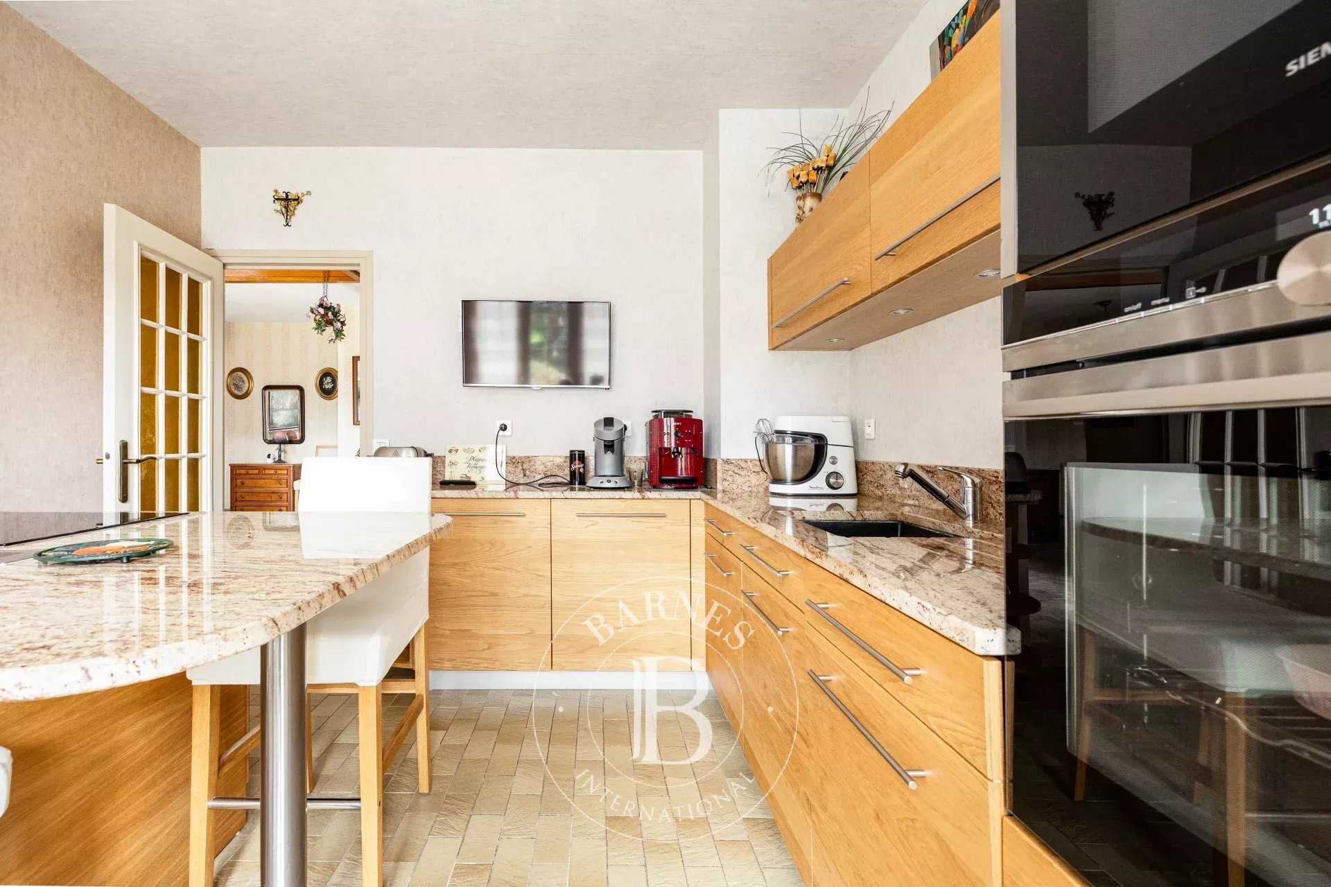 Villennes-sur-Seine  - Maison 8 Pièces 5 Chambres