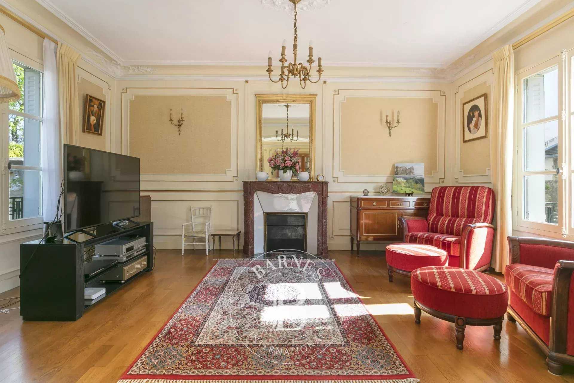 Maisons-Laffitte  - Maison 8 Pi&egrave;ces 5 Chambres