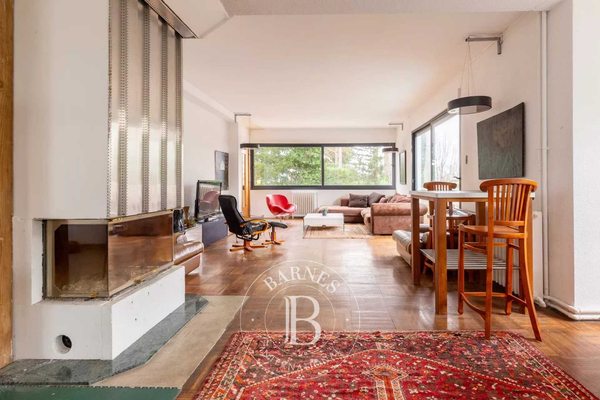 Le Pecq  - Maison 9 Pièces 6 Chambres