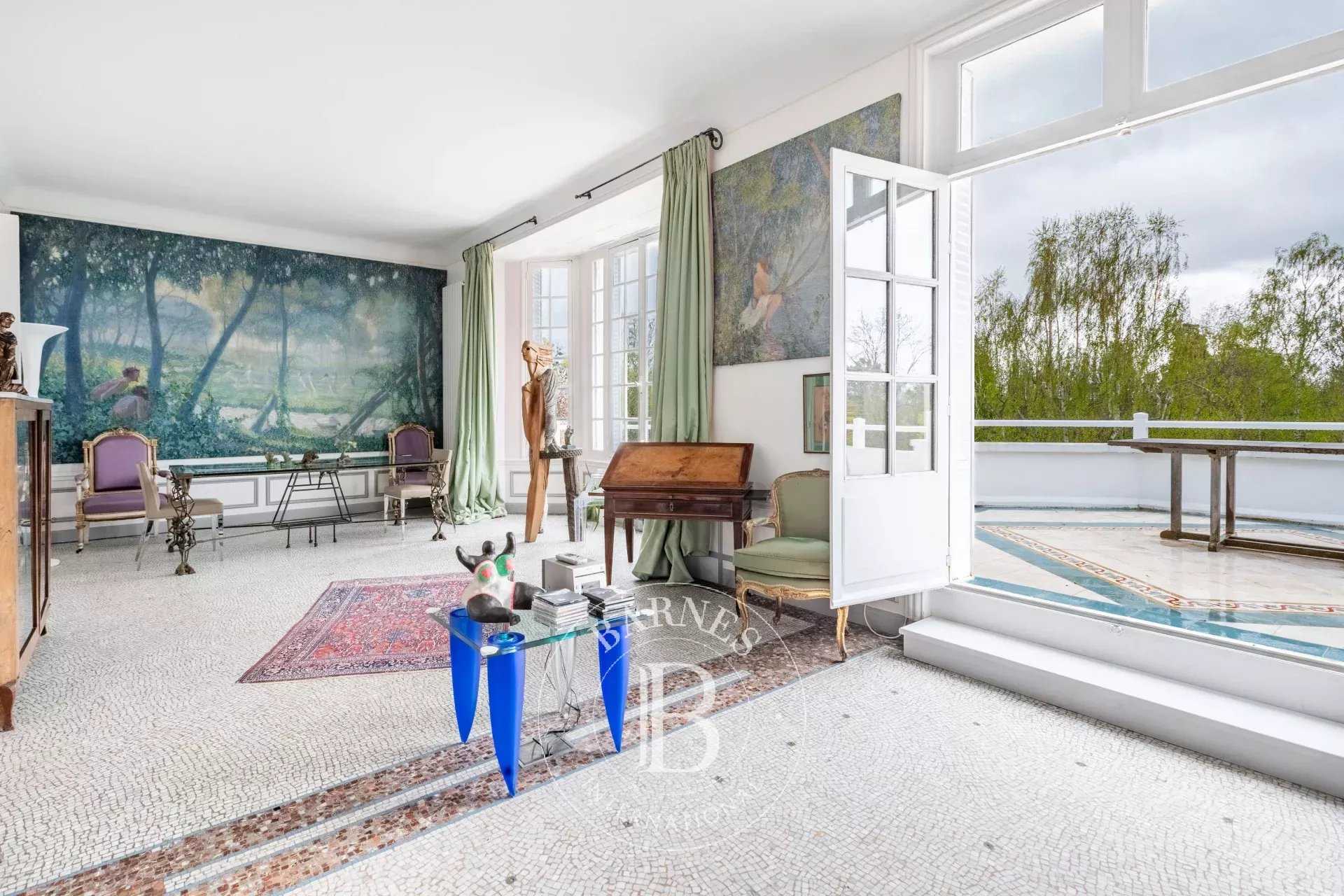 Vaux-sur-Seine  - Propriété 12 Pi&egrave;ces 7 Chambres