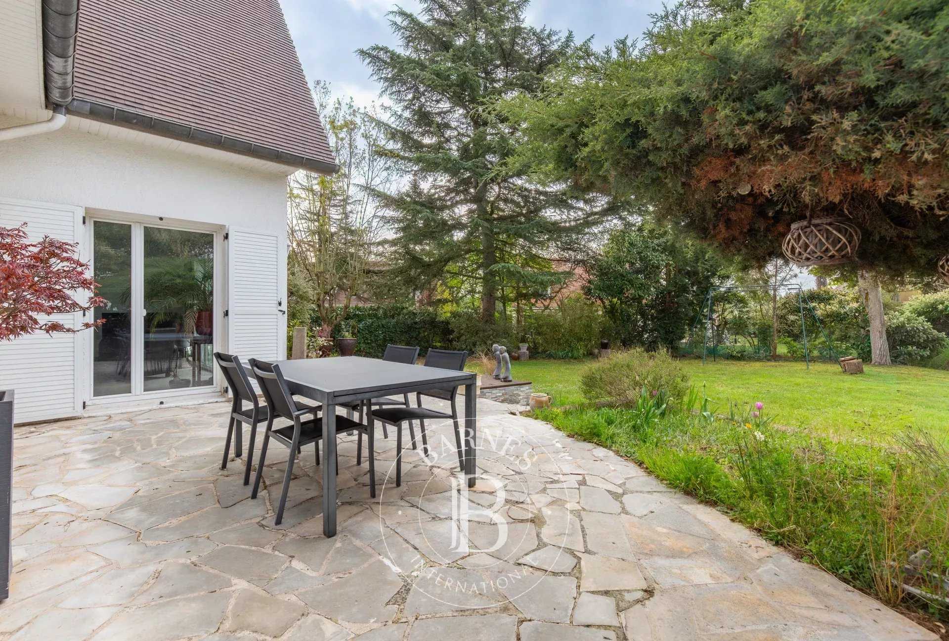 Maisons-Laffitte  - Maison 9 Pi&egrave;ces 4 Chambres