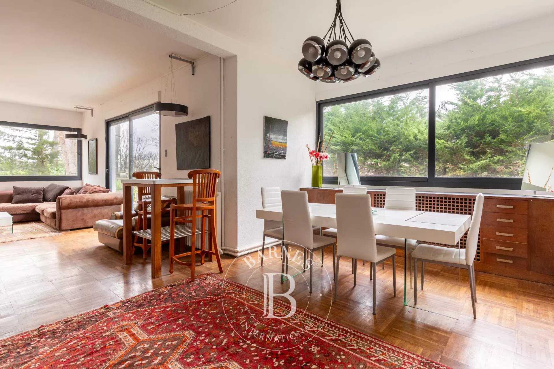 Le Pecq  - Maison 9 Pièces 6 Chambres
