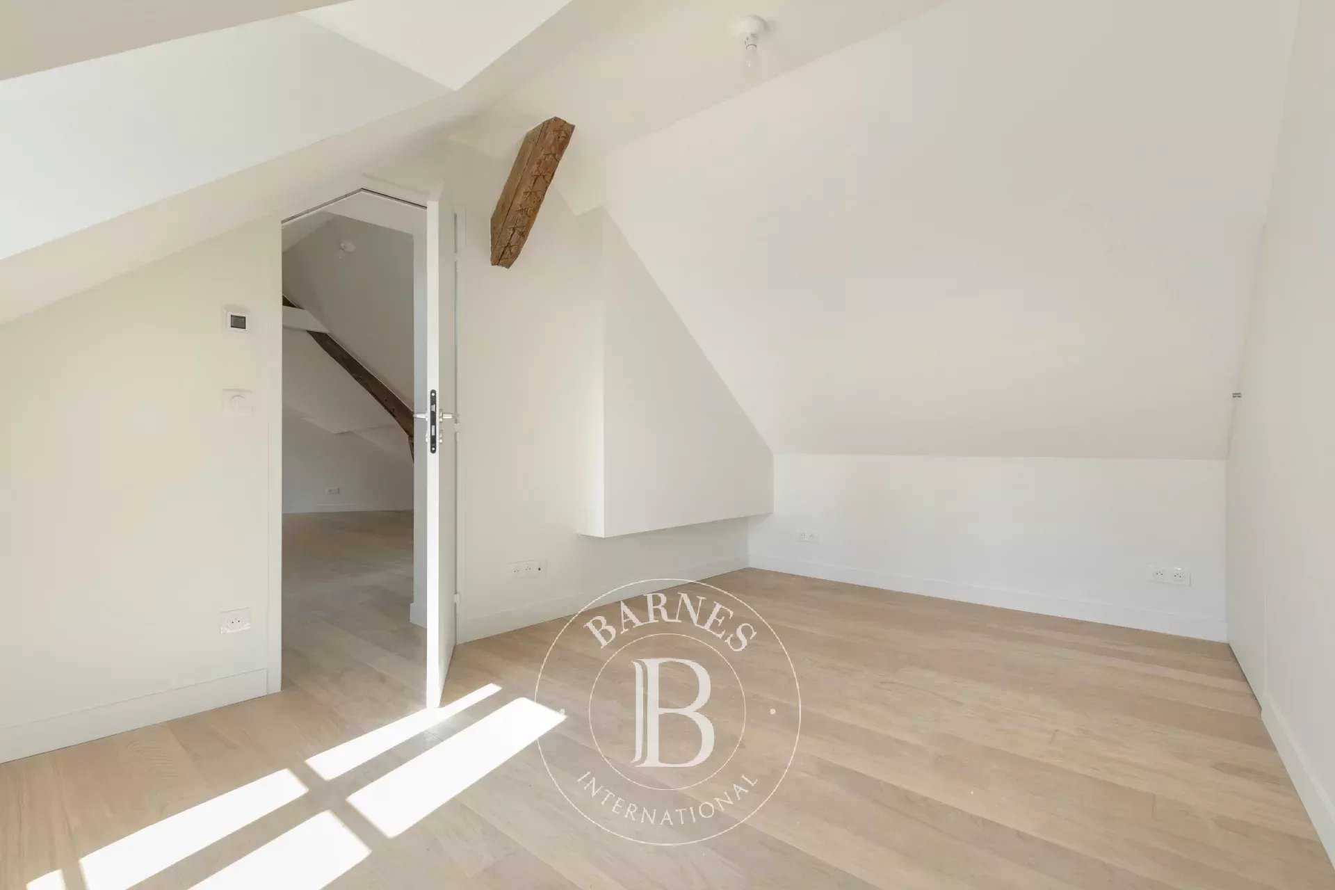 Saint-Germain-en-Laye  - Appartement 3 Pièces 2 Chambres
