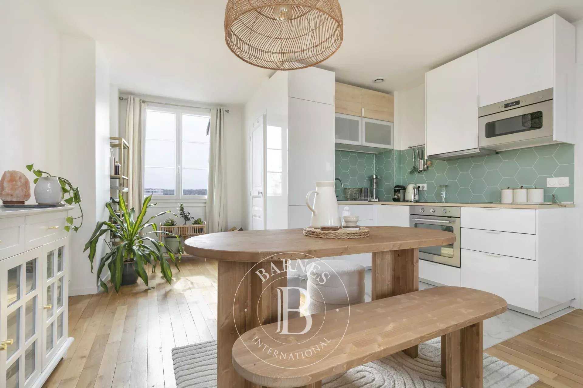 Saint-Germain-en-Laye  - Appartement 3 Pièces, 1 Chambre