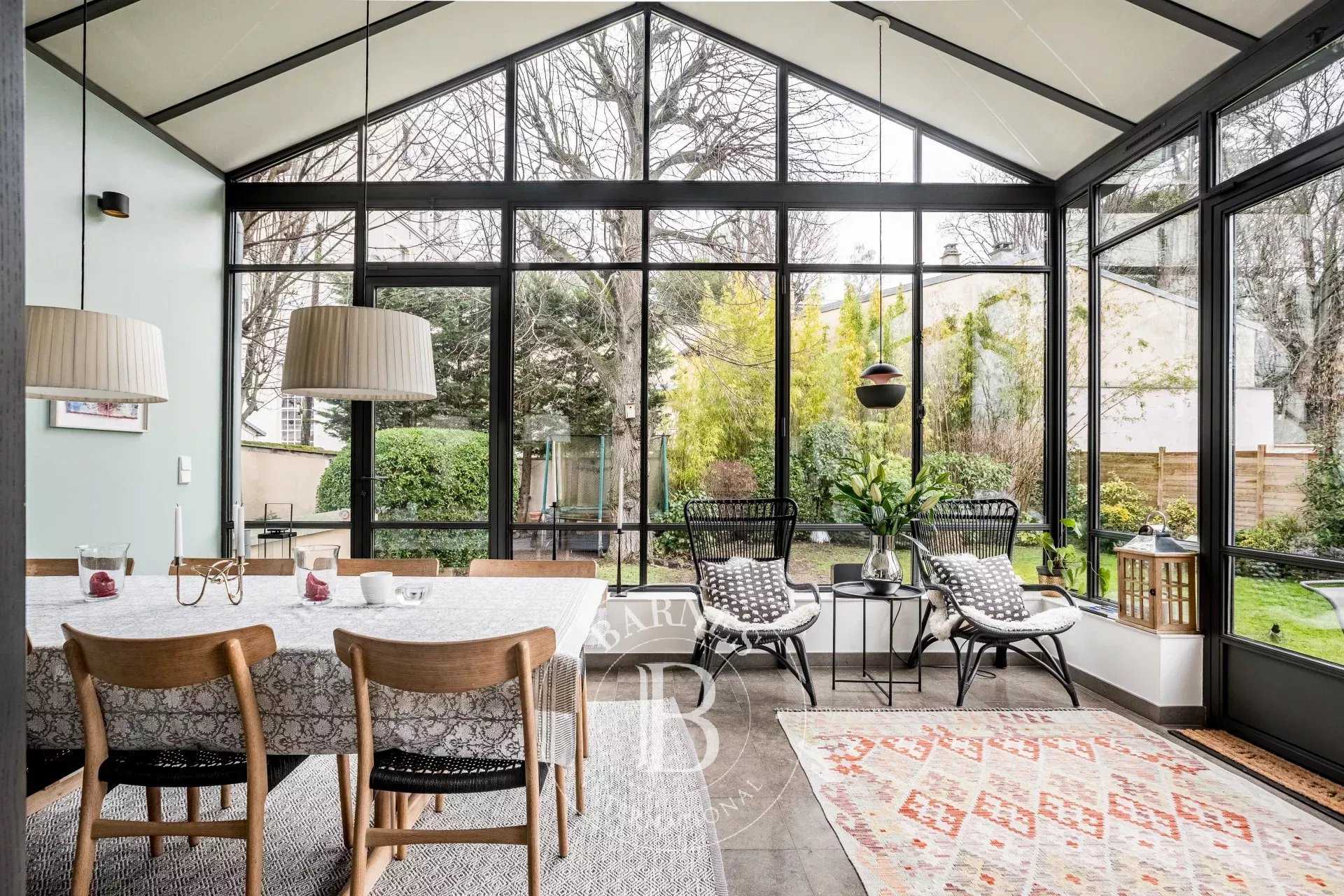 Saint-Germain-en-Laye  - House 4 Bedrooms
