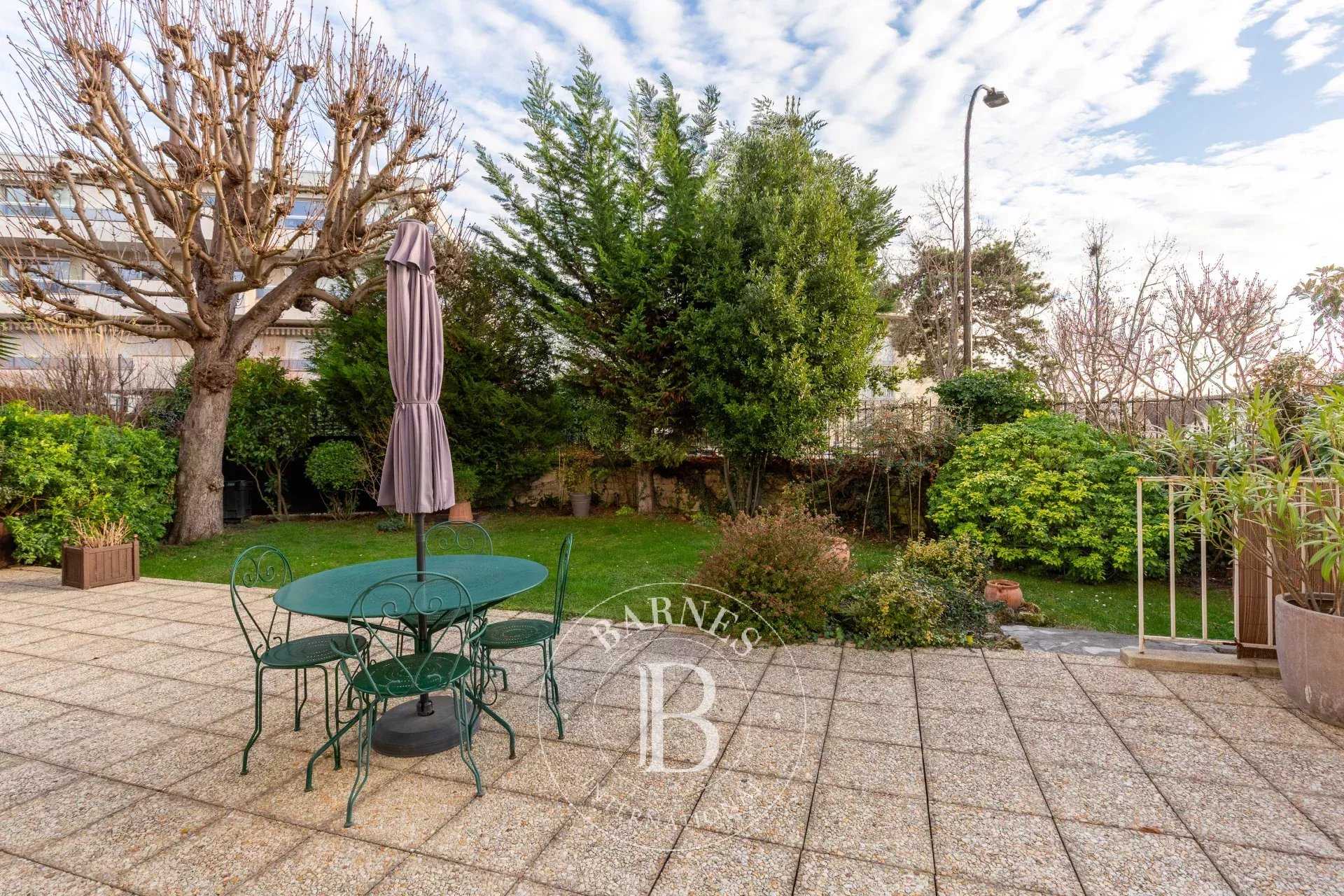 Saint-Germain-en-Laye  - Apartment 2 Bedrooms