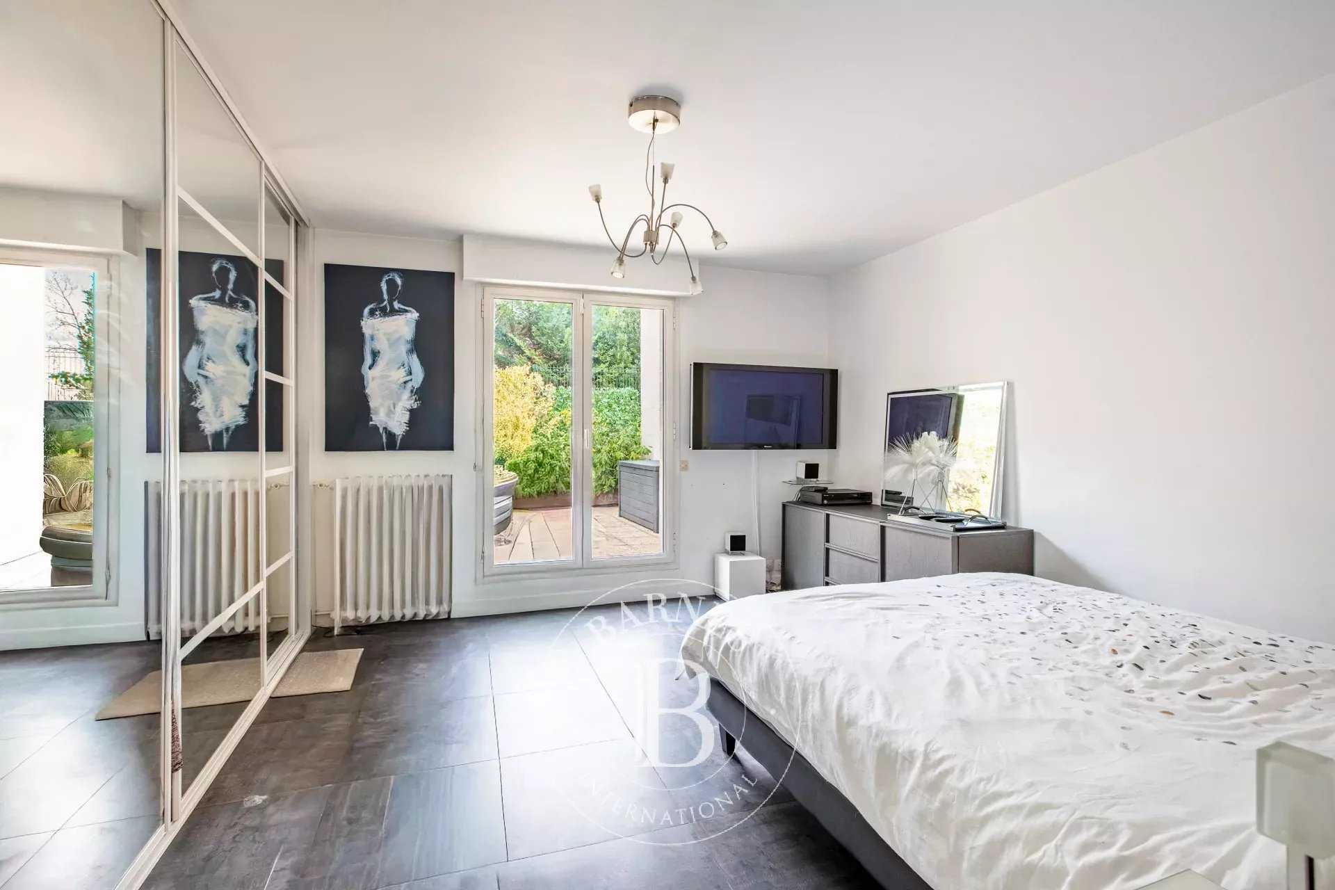 Saint-Germain-en-Laye  - Apartment 2 Bedrooms