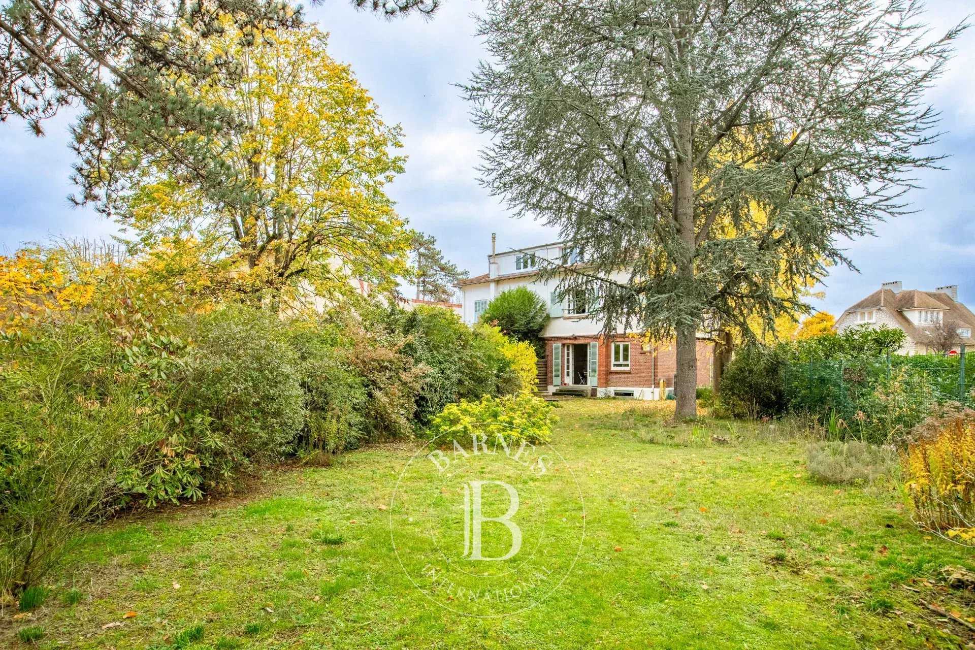 Le Vésinet  - House 4 Bedrooms