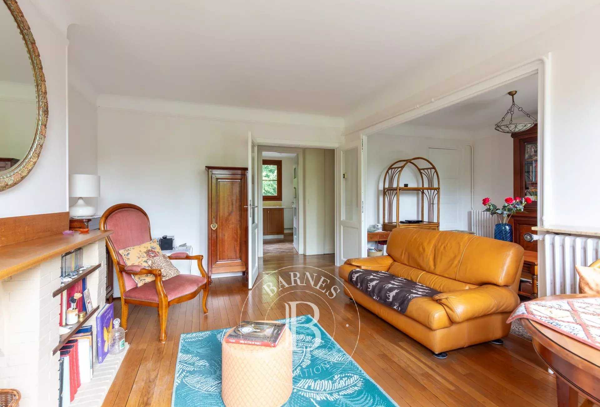 Saint-Germain-en-Laye  - Appartement 3 Pi&egrave;ces 2 Chambres