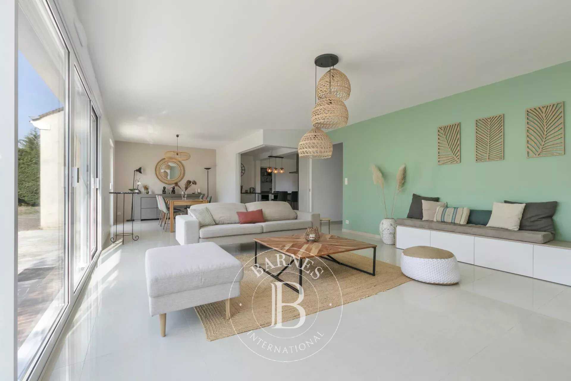 Croissy-sur-Seine  - House 5 Bedrooms