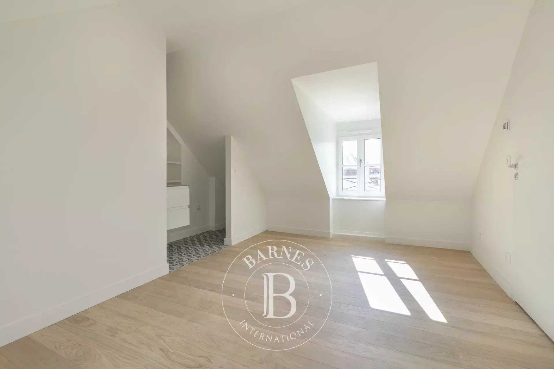 Saint-Germain-en-Laye  - Appartement 3 Pièces 2 Chambres