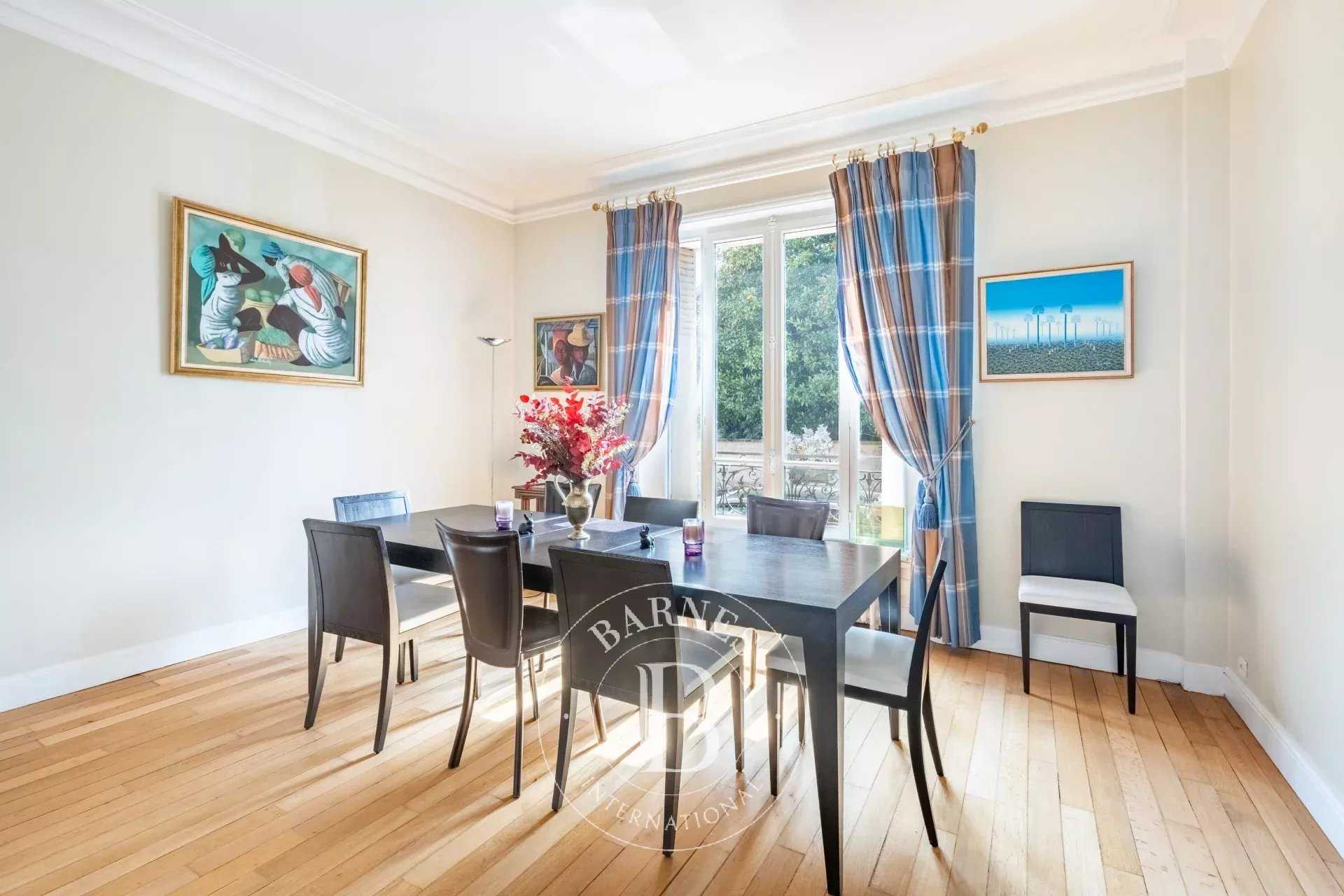 Saint-Germain-en-Laye  - Casa 9 Cuartos