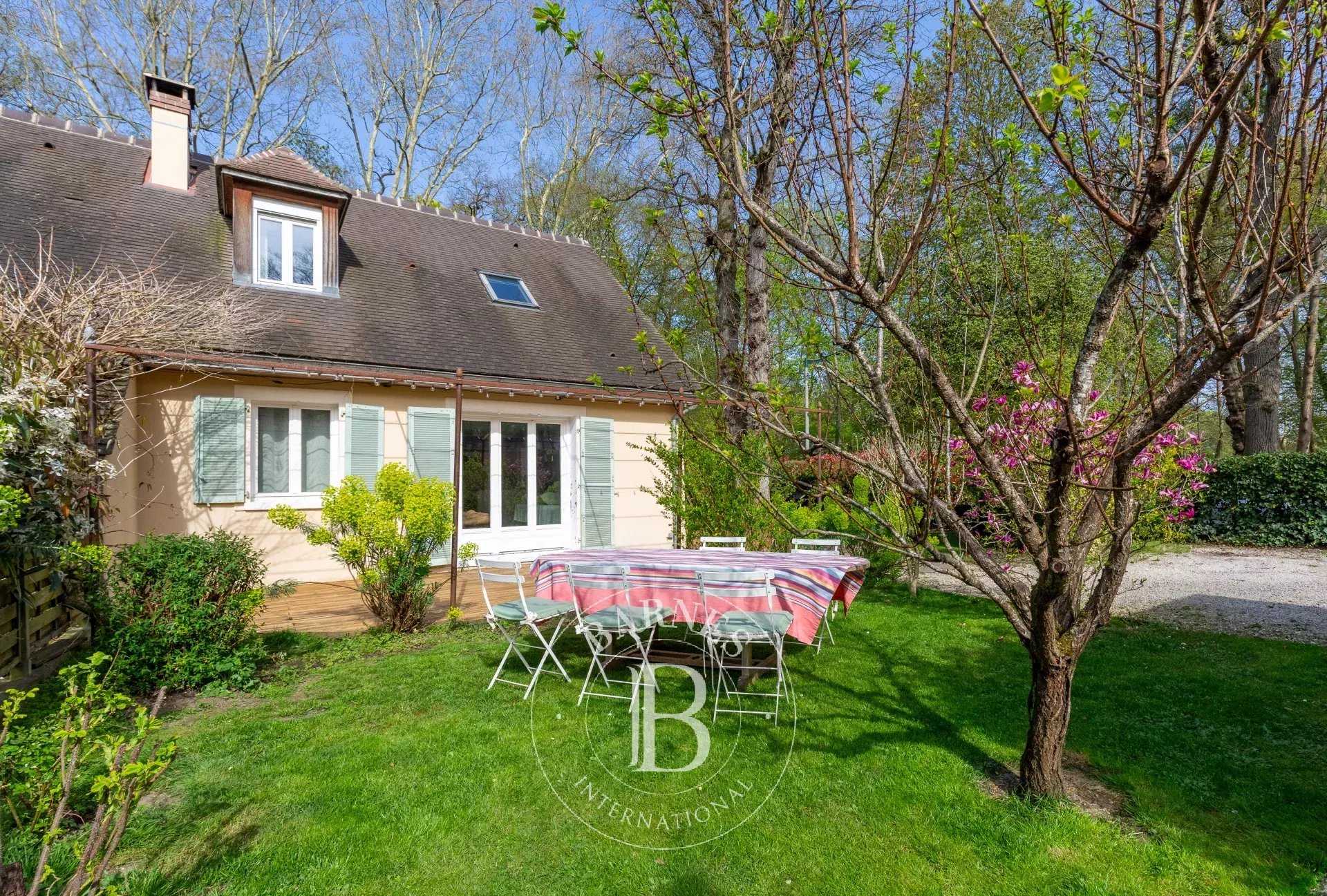 Maisons-Laffitte  - Maison 7 Pièces 5 Chambres