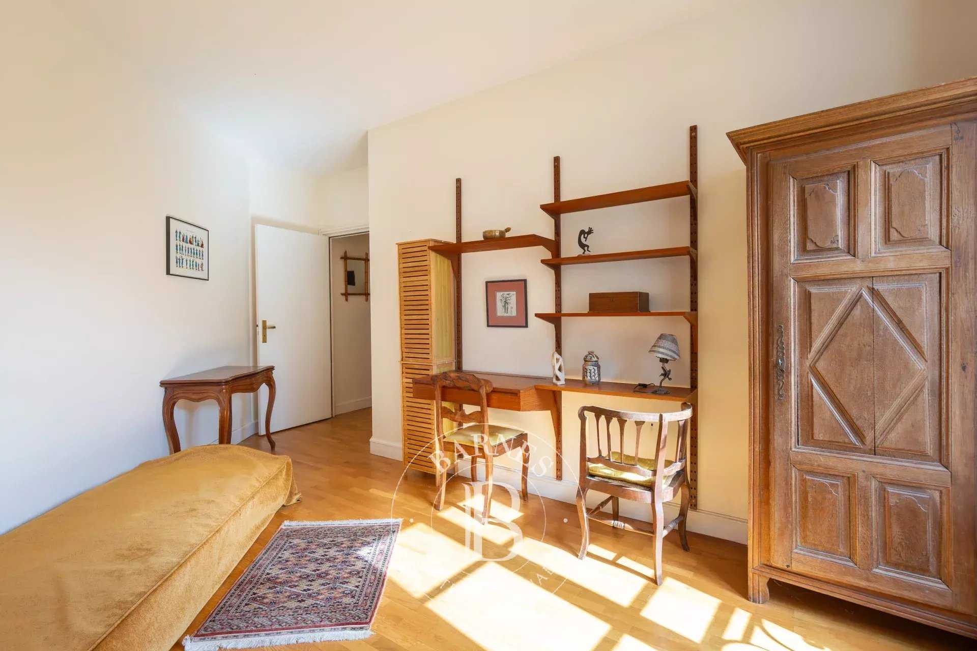 Saint-Germain-en-Laye  - Apartment 2 Bedrooms