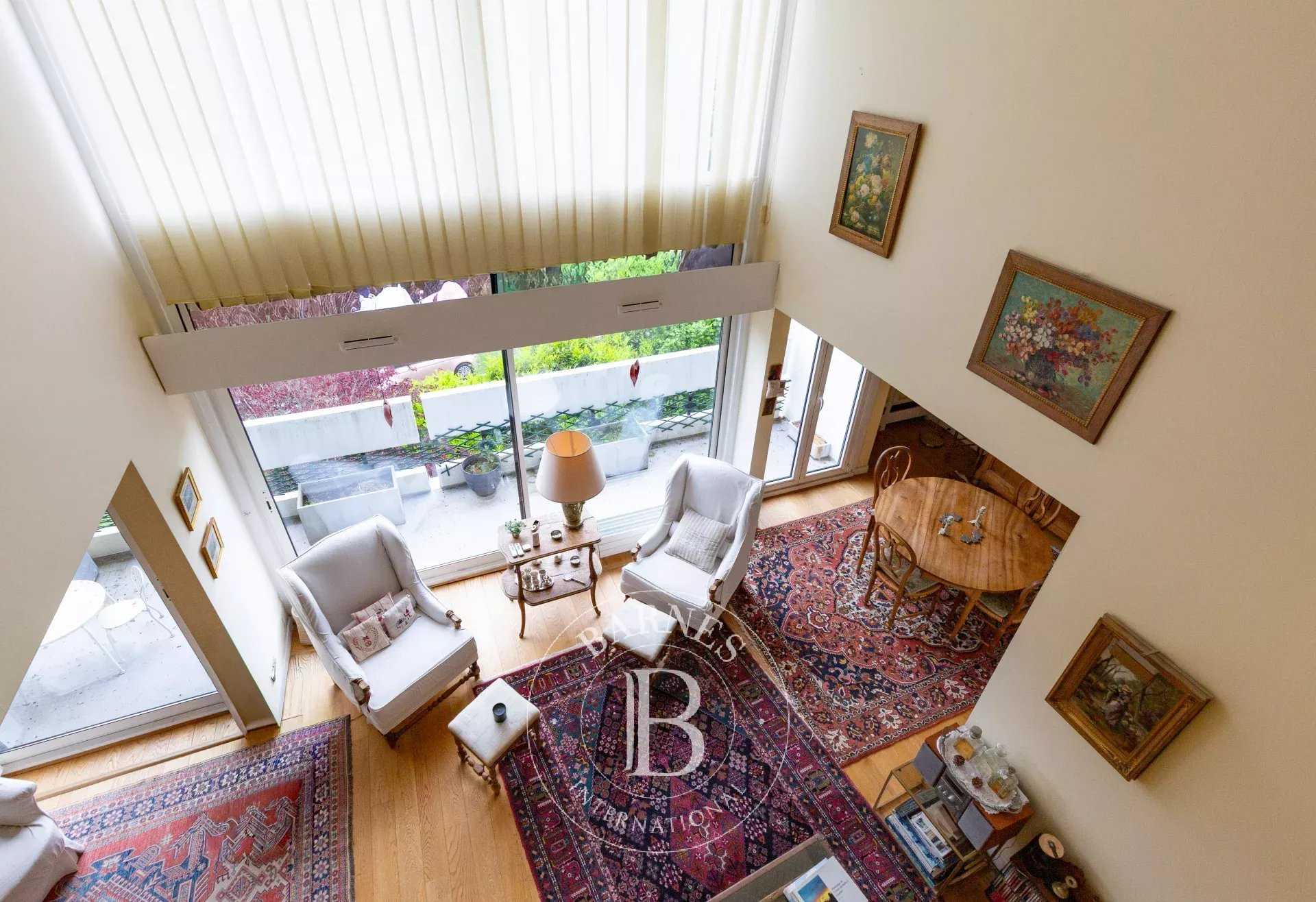 Saint-Germain-en-Laye  - Appartement 8 Pi&egrave;ces