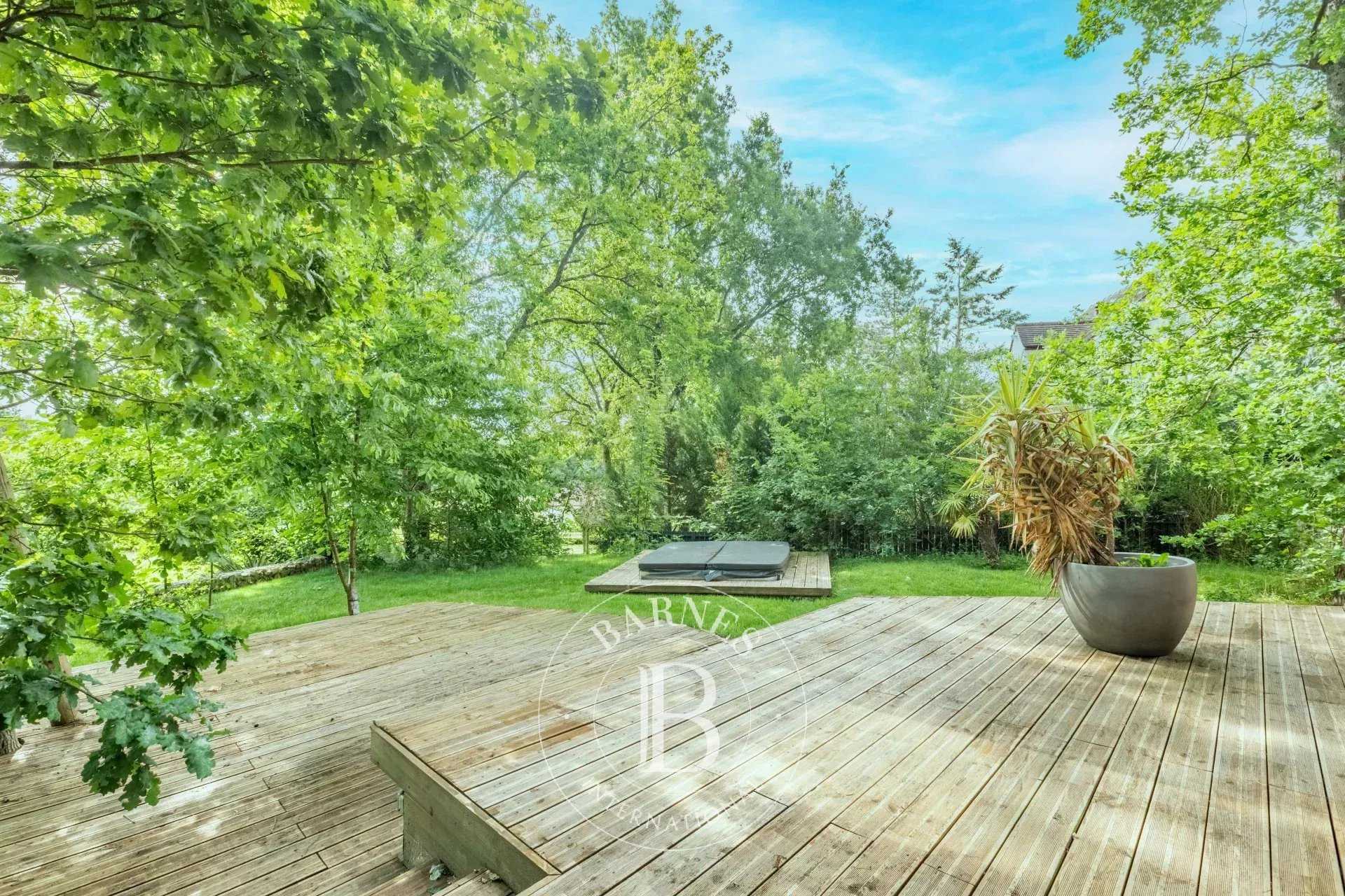 Orgeval  - House 4 Bedrooms