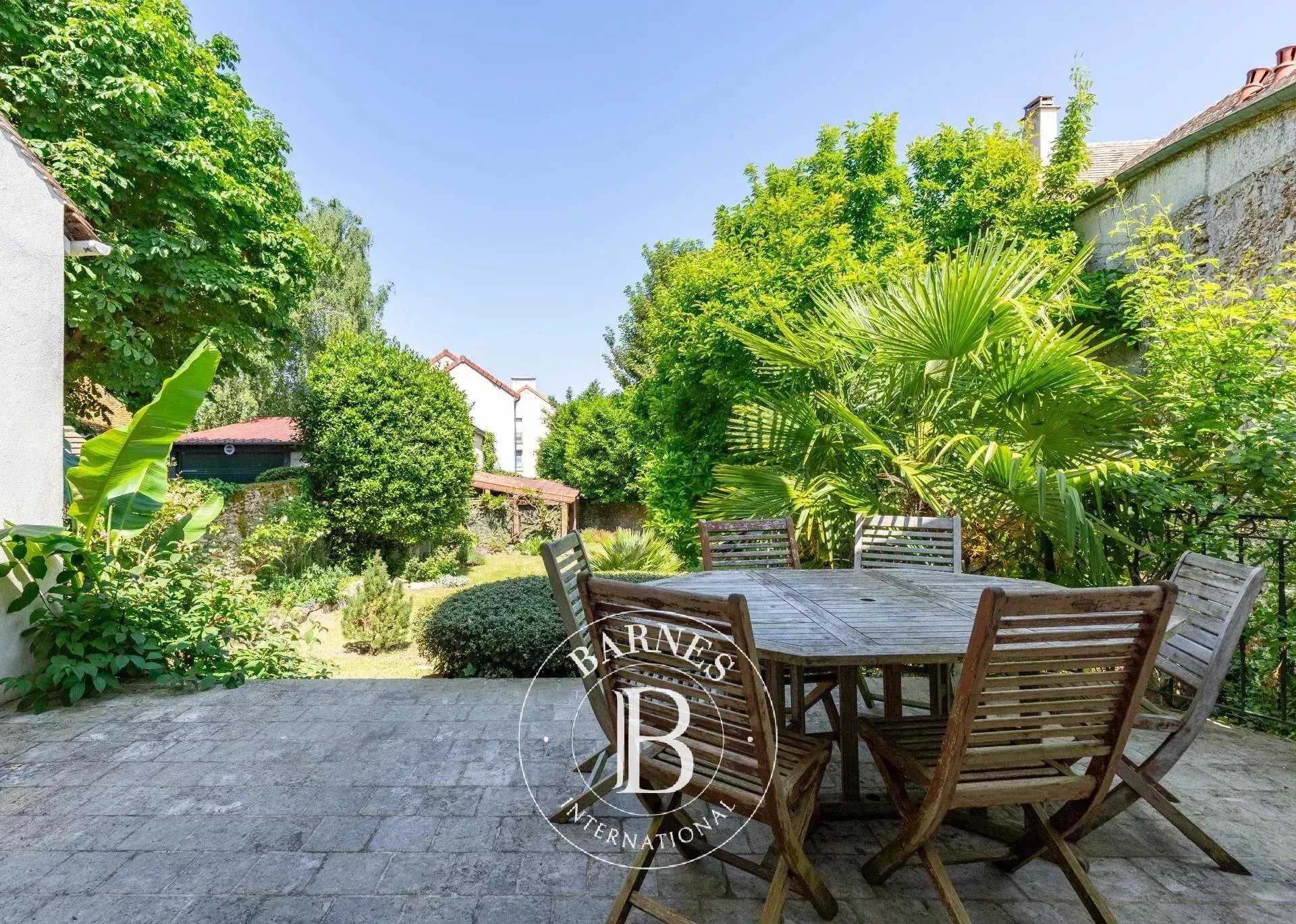 Mareil-Marly  - House 7 Bedrooms