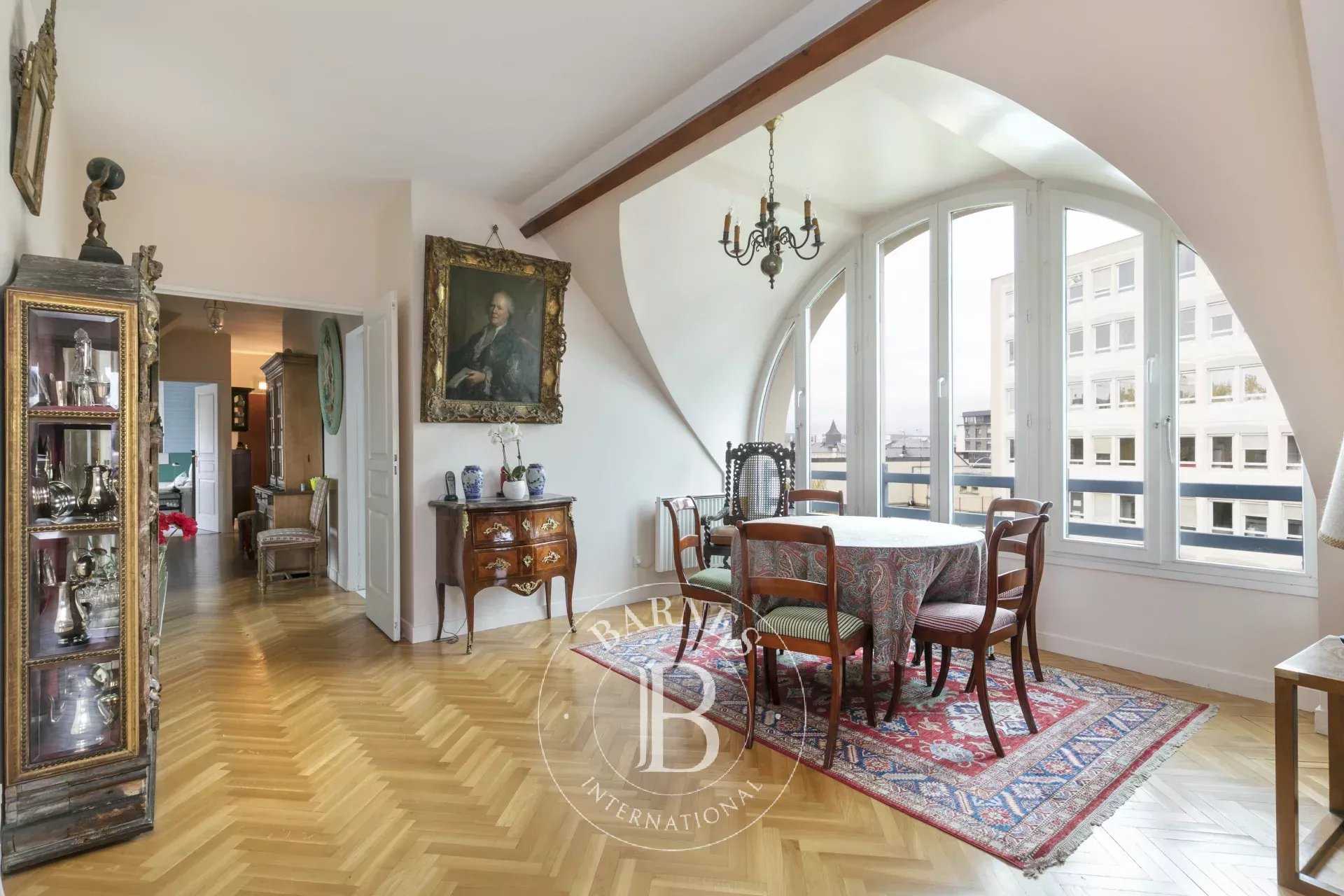 Saint-Germain-en-Laye  - Appartement 5 Pièces 3 Chambres