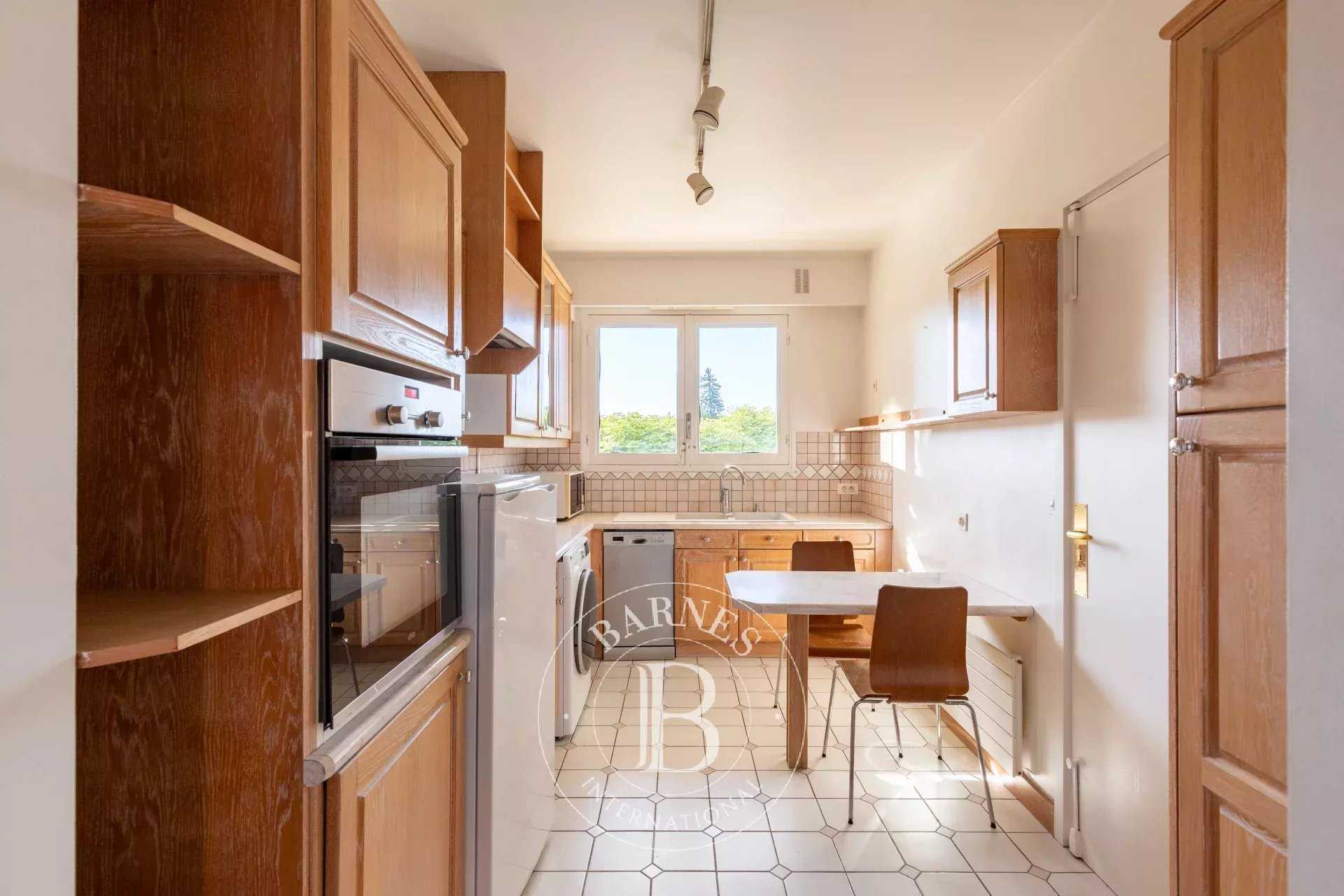Saint-Germain-en-Laye  - Apartment 2 Bedrooms