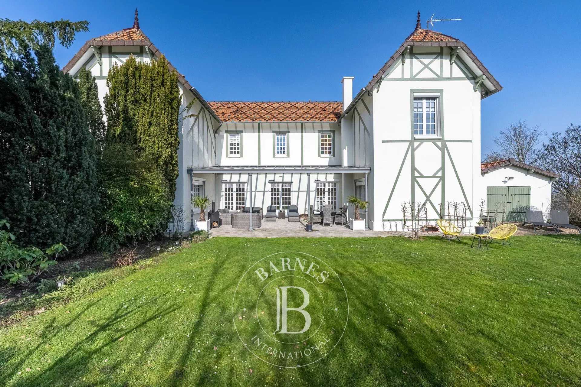 Villennes-sur-Seine  - House 