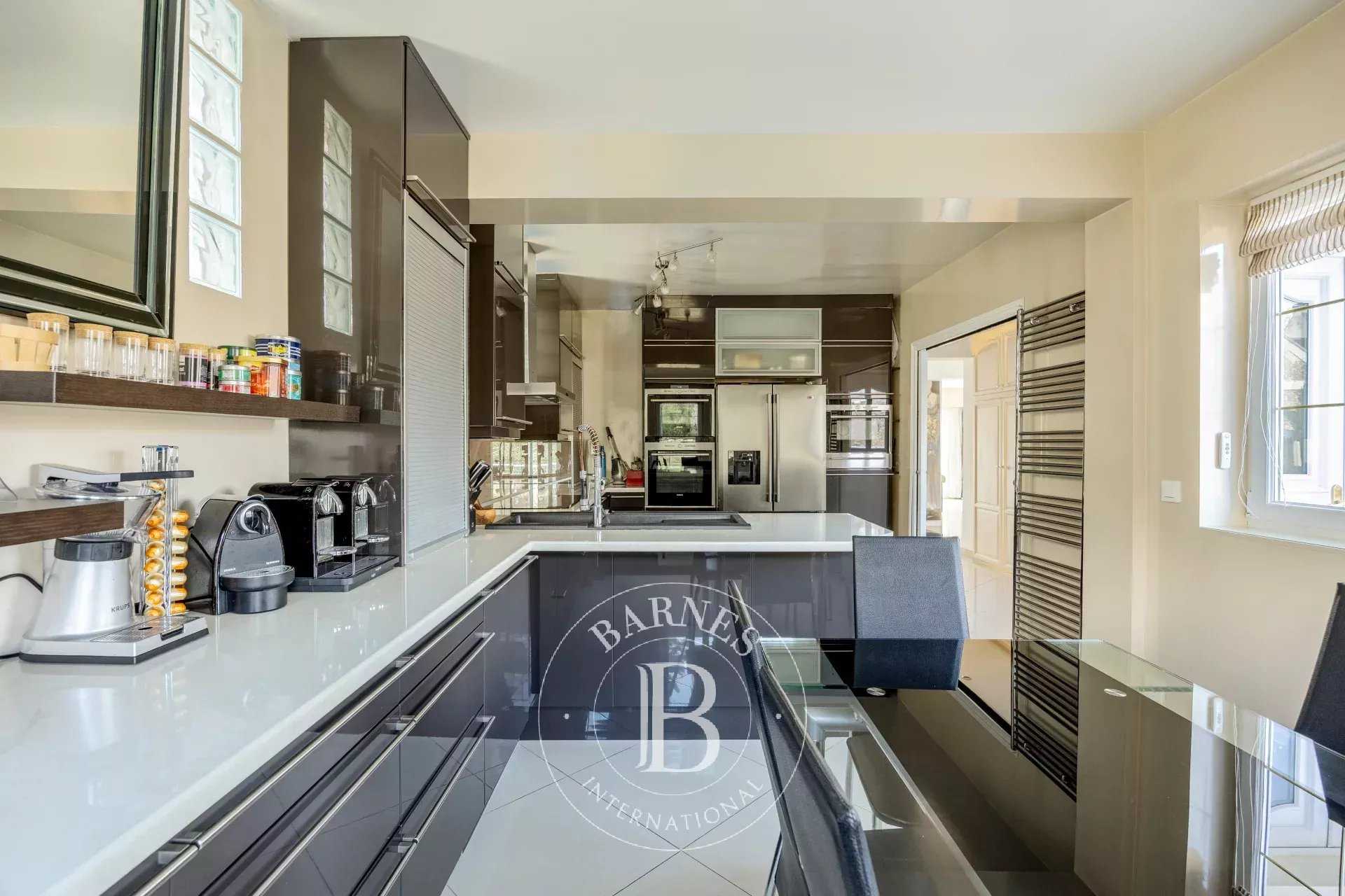 Triel-sur-Seine  - Maison 10 Pi&egrave;ces 6 Chambres