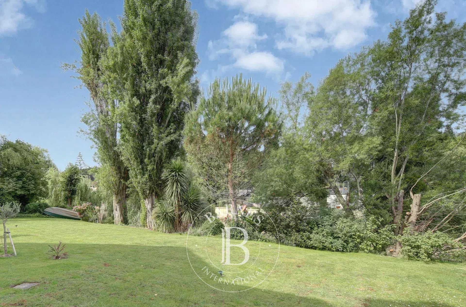 Villennes-sur-Seine  - Maison 6 Pi&egrave;ces