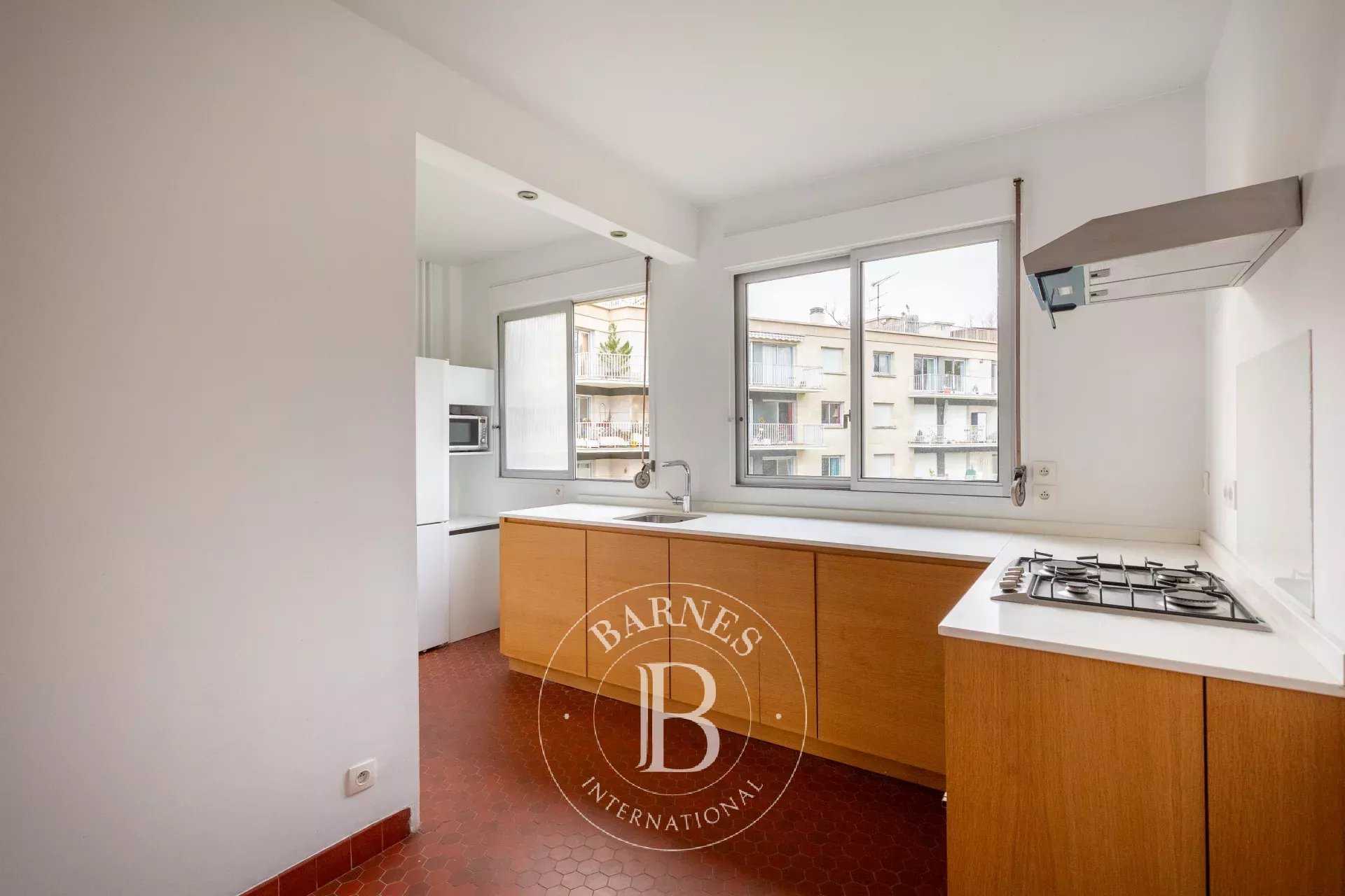 Saint-Germain-en-Laye  - Apartment 4 Bedrooms