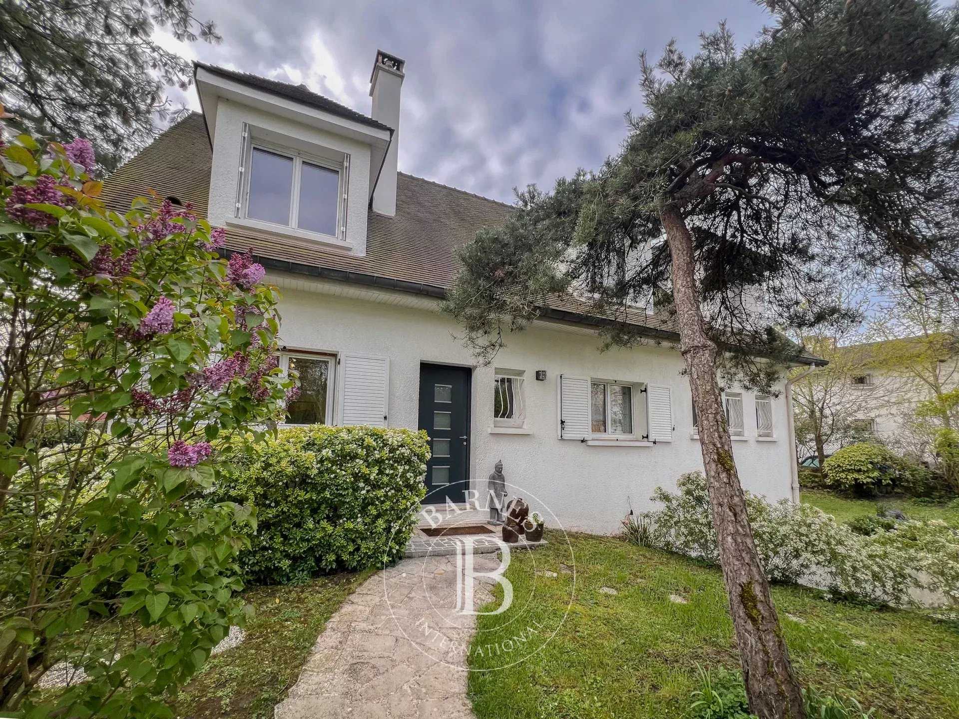 Maisons-Laffitte  - Maison 9 Pi&egrave;ces 4 Chambres