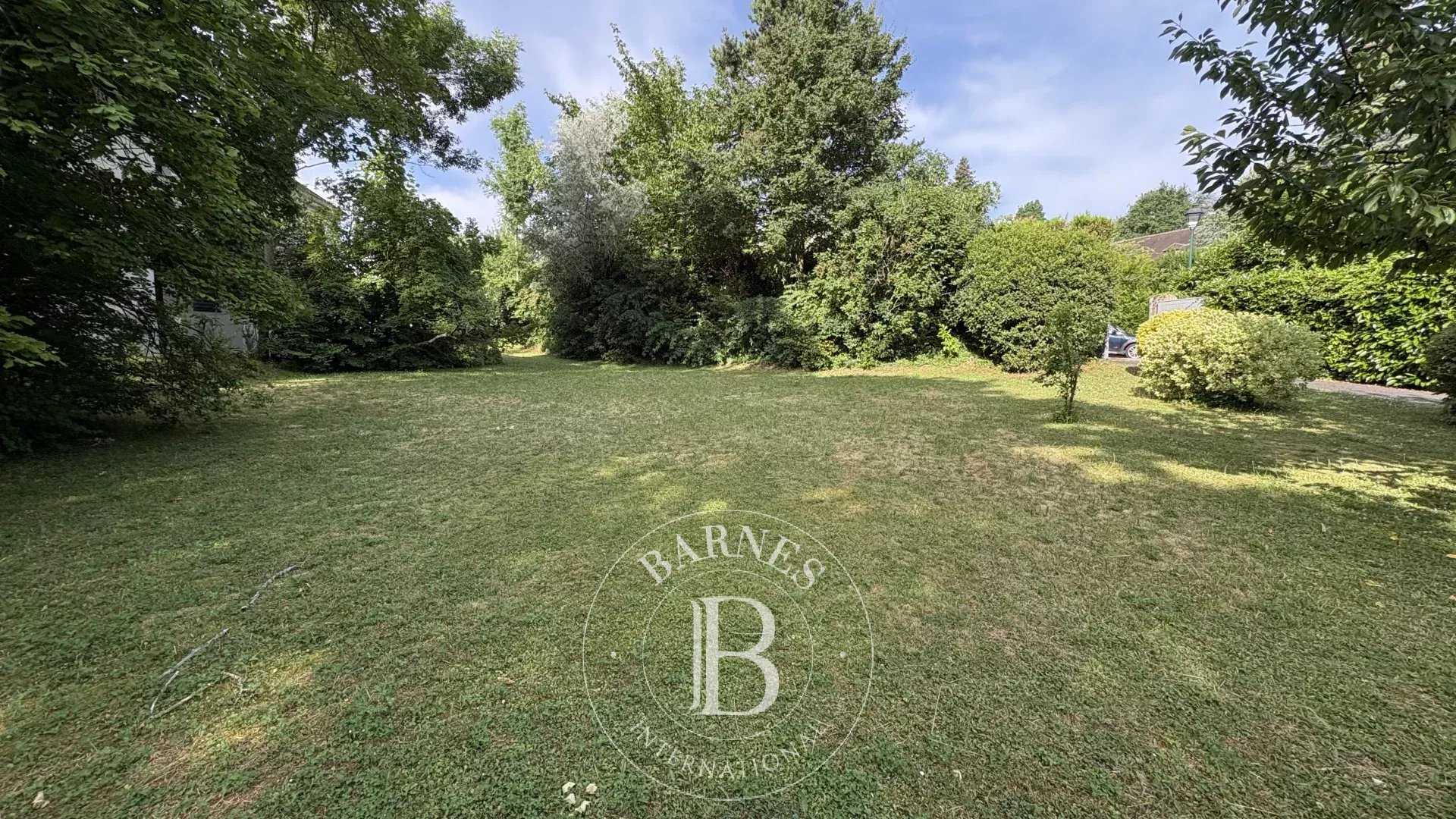 Terrain constructible Saint-Germain-en-Laye  -  ref 85993283 (picture 2)