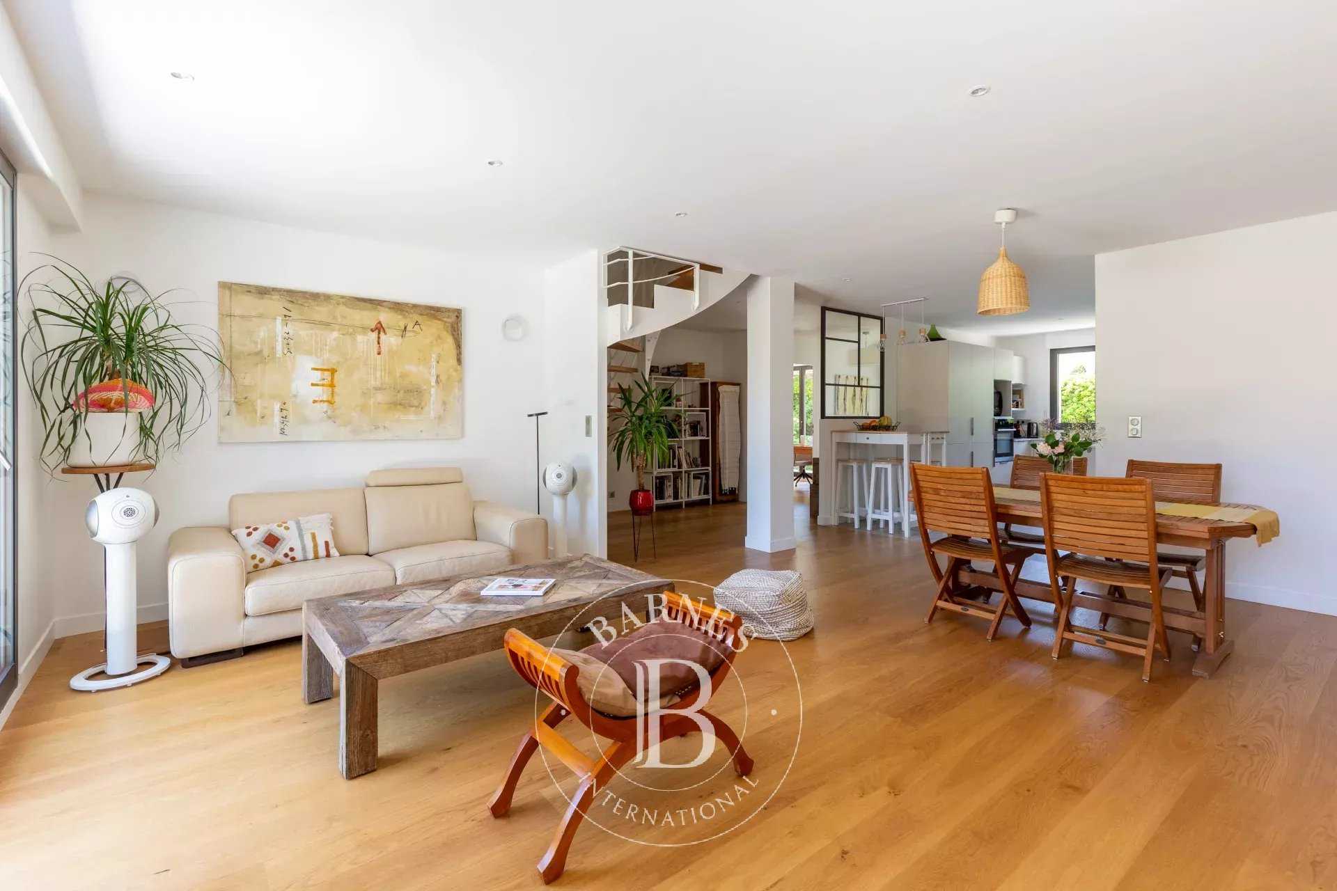 Casa Saint-Germain-en-Laye  -  ref 85566326 (picture 3)