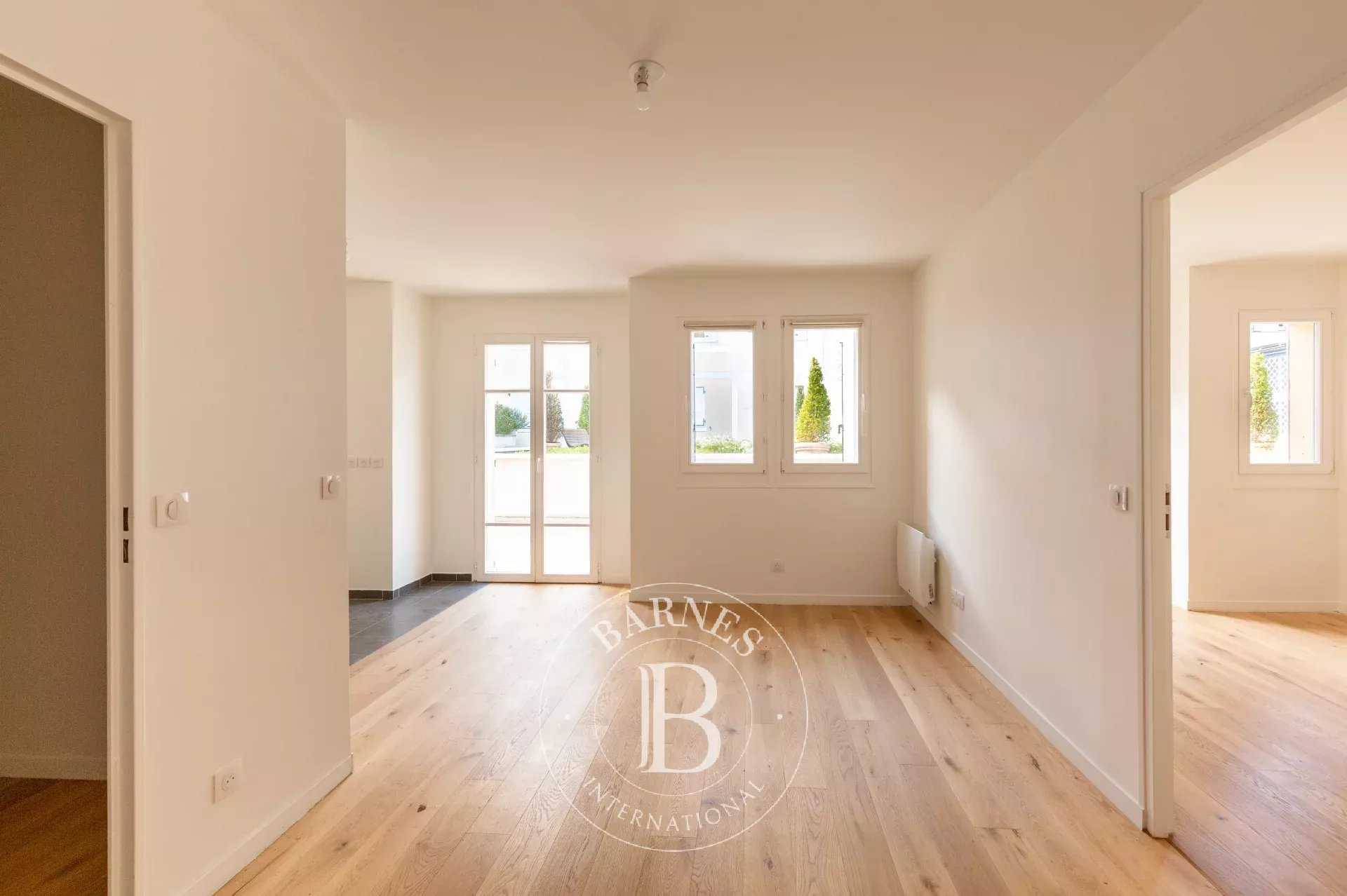 Appartement Saint-Germain-en-Laye  -  ref 86207309 (picture 1)