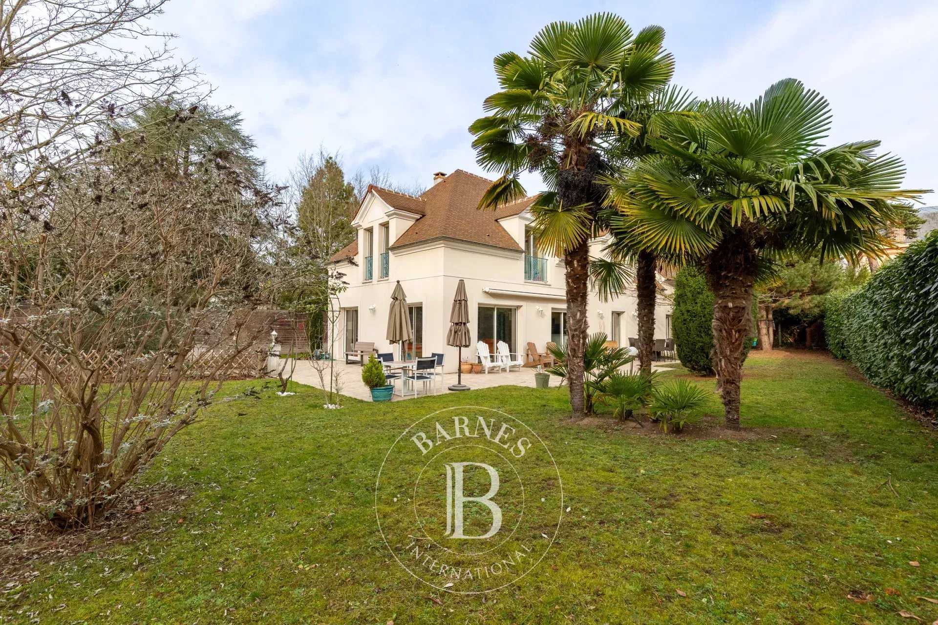 Maison Le Vésinet  -  ref 86388028 (picture 1)