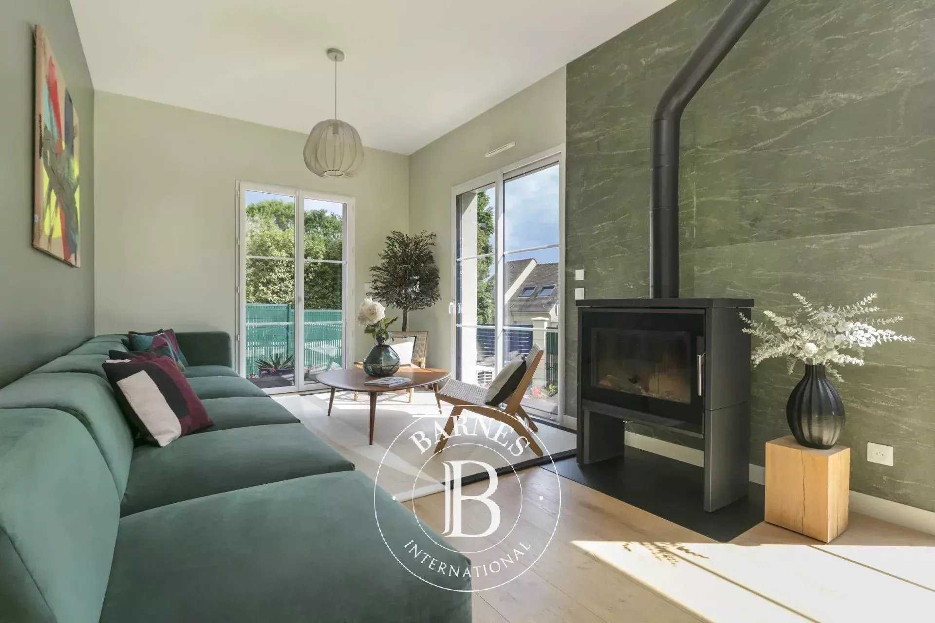 Maison Le Mesnil-le-Roi  -  ref 85909557 (picture 2)