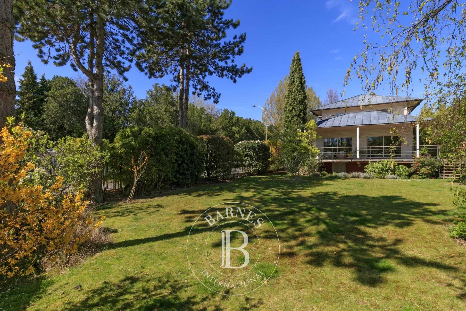 Villa Chatou  -  ref 82361080 (picture 2)